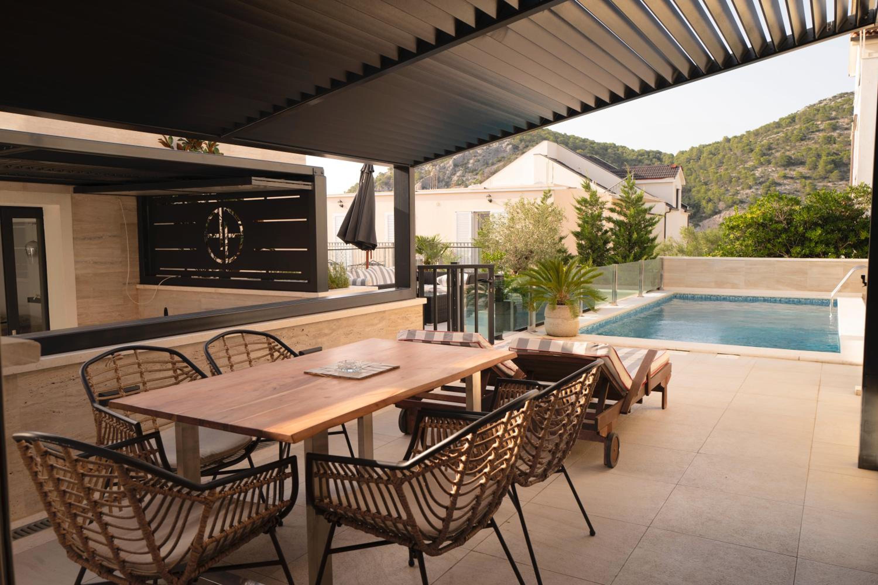Apartment with Pool View  photo 2