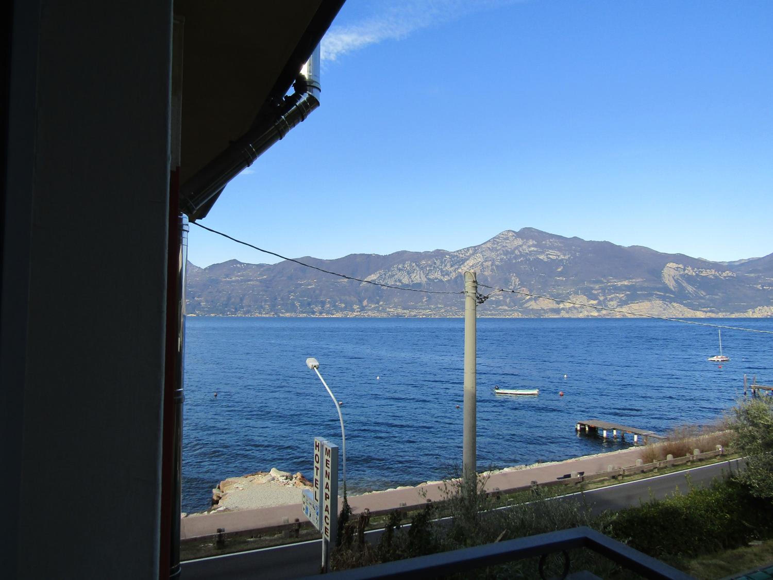 Double Room with Balcony and Side Lake View