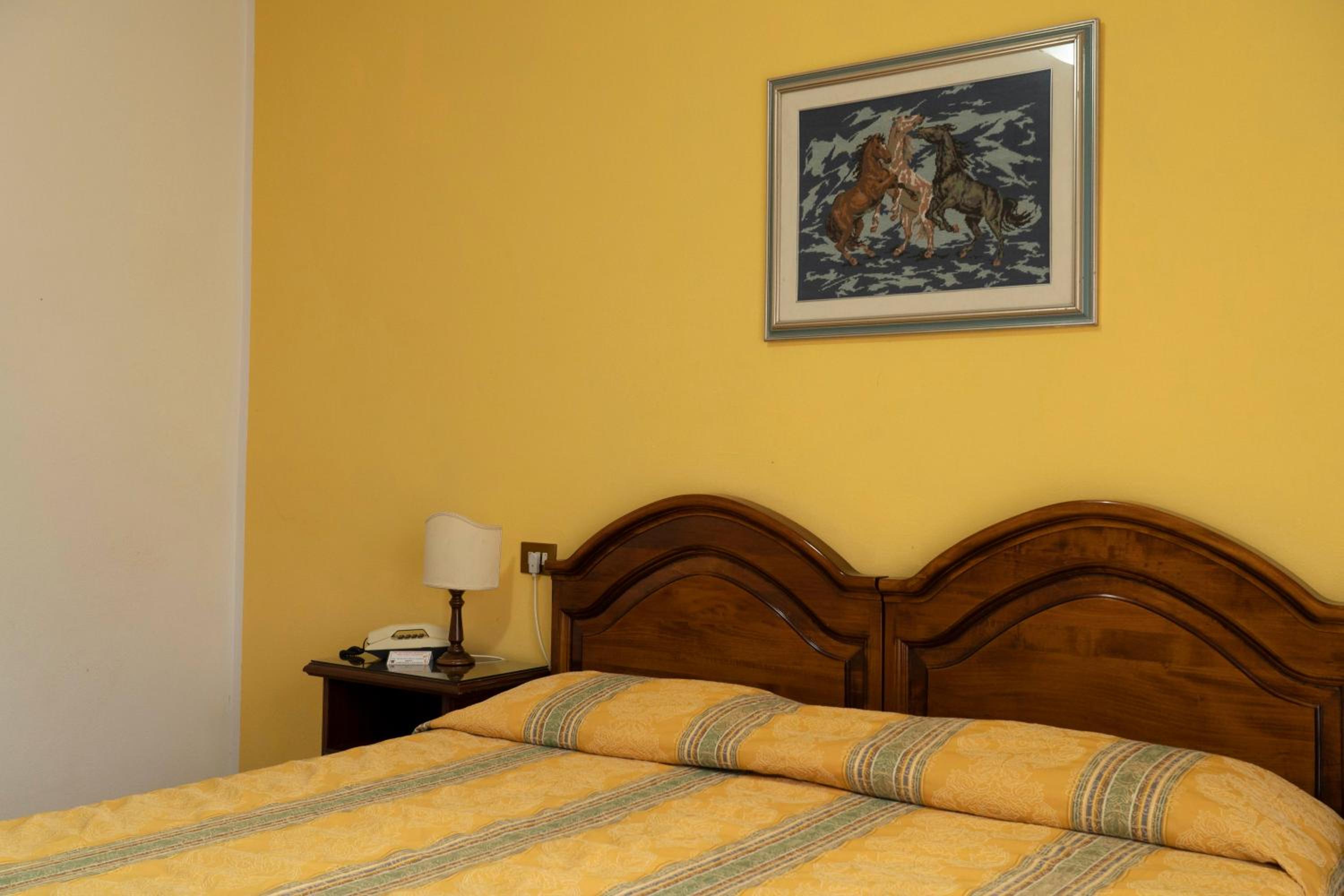 Double or Twin Room - Photo 1