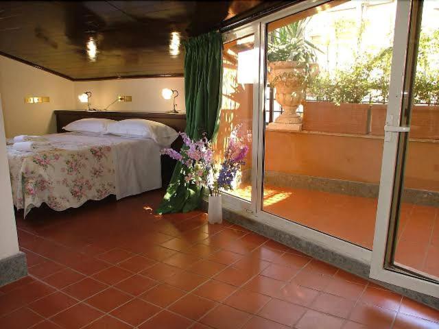 Triple Room with Balcony photo 1