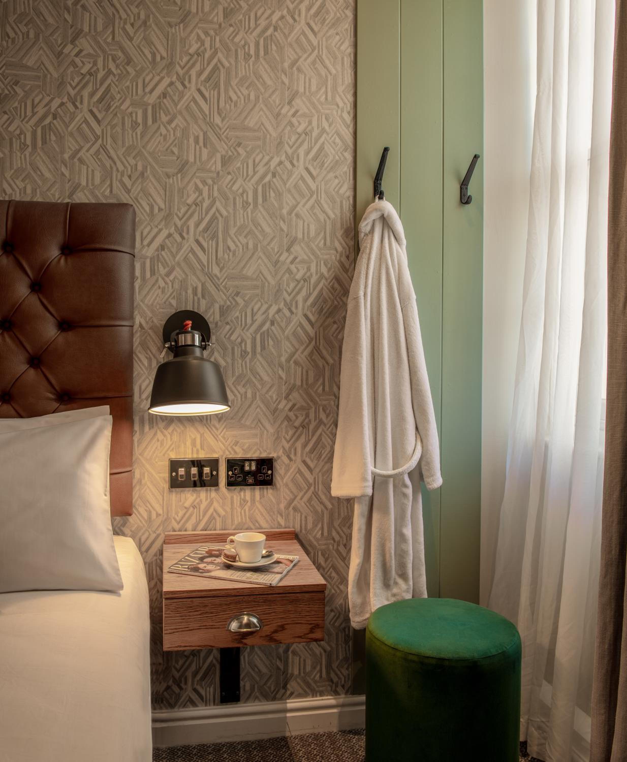 Cozy Double Room - Photo 4