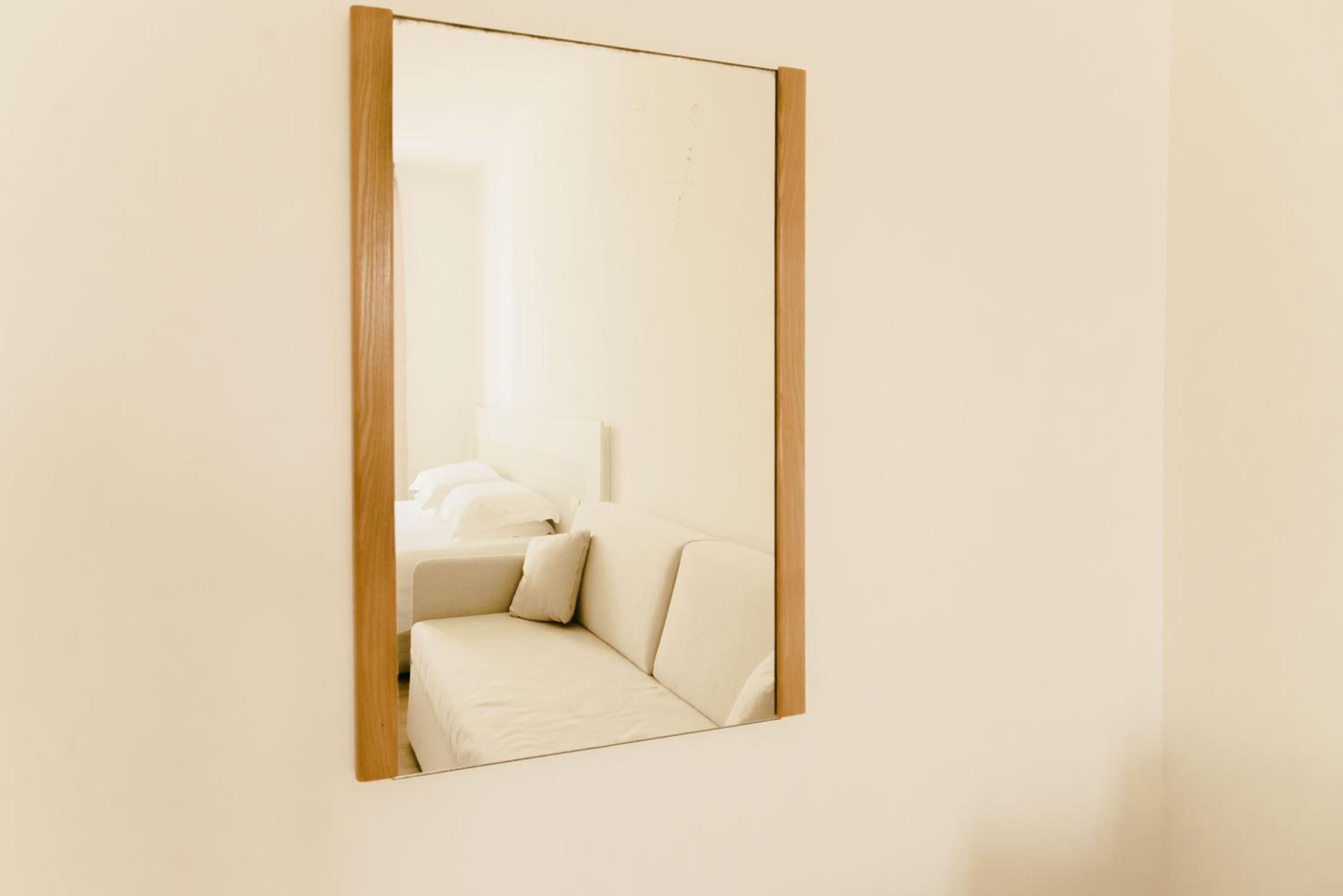 Standard Triple Room - Photo 9