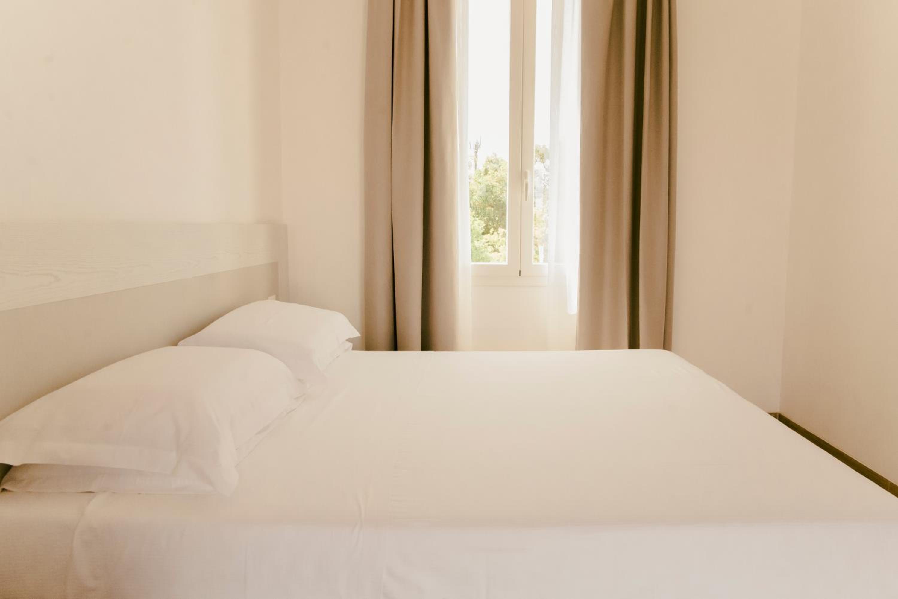 Standard Quadruple Room - Photo 3