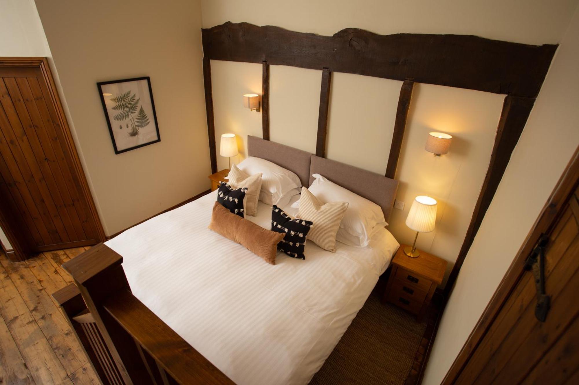 Superior Double or Twin Room photo 2