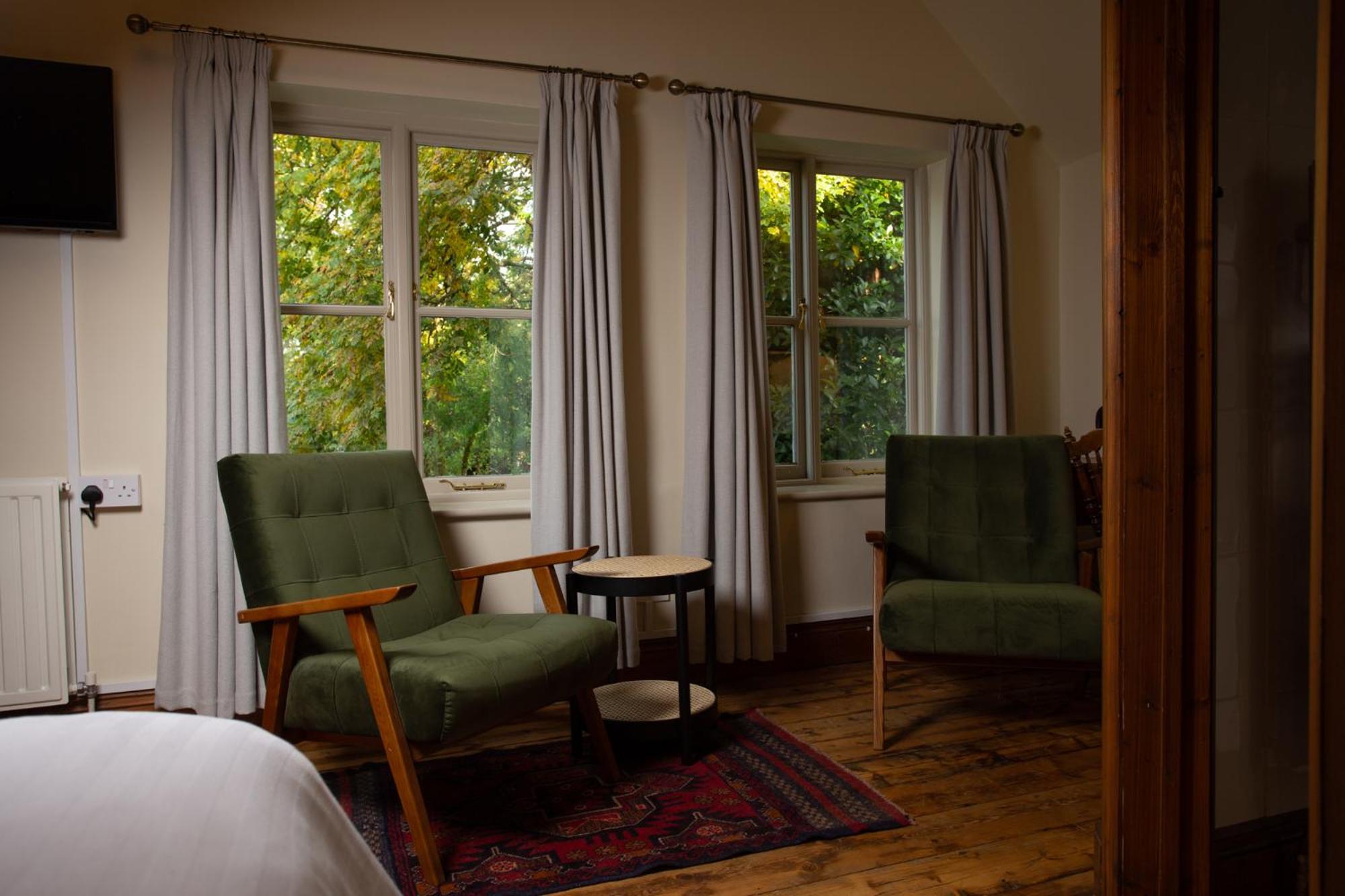 Superior Double or Twin Room photo 3