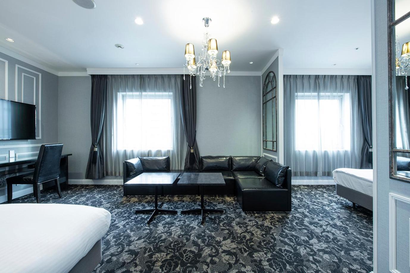 Manhattan Suite - Non-Smoking photo 3