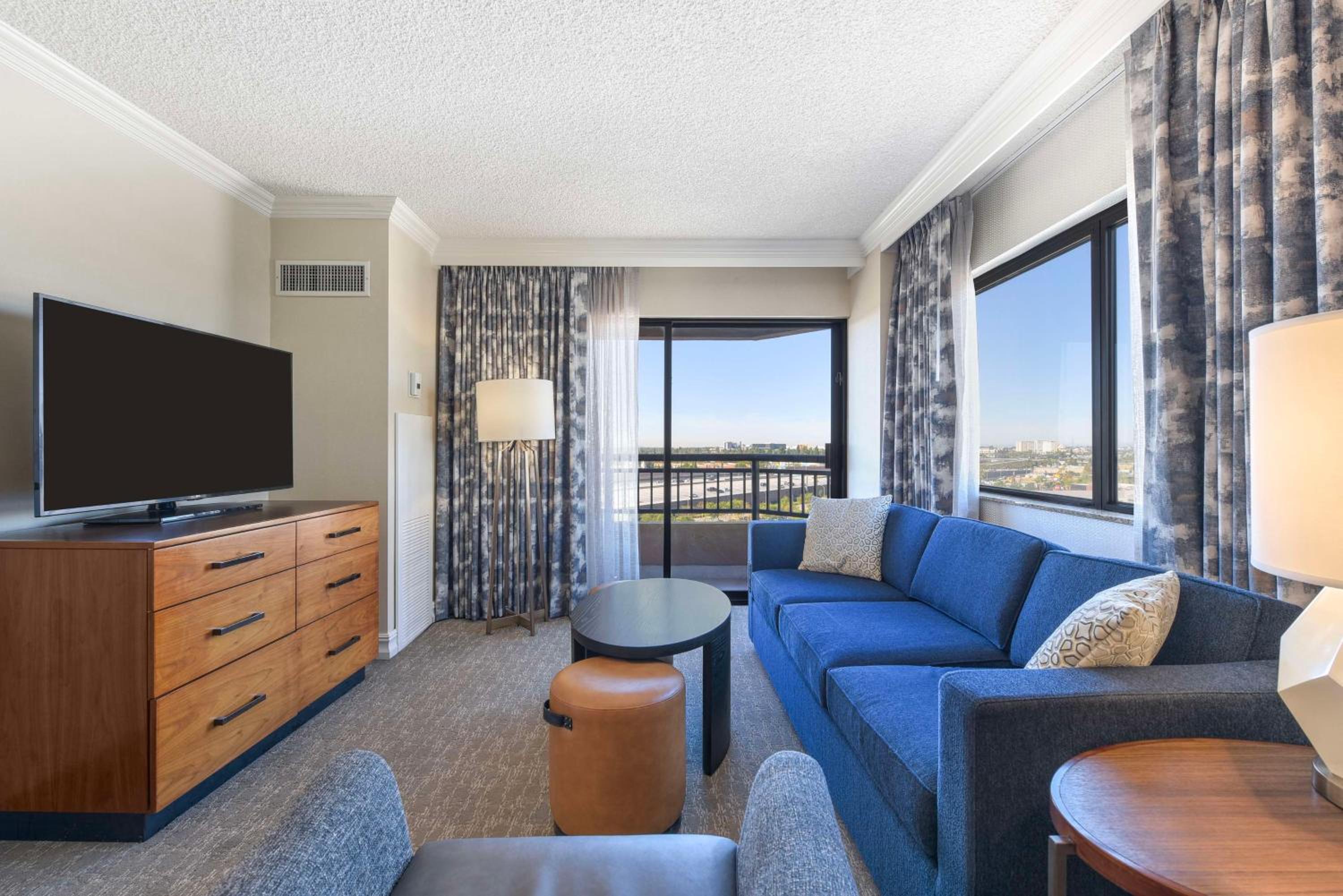 Double Suite with Sofa Bed and Balcony - Photo 5