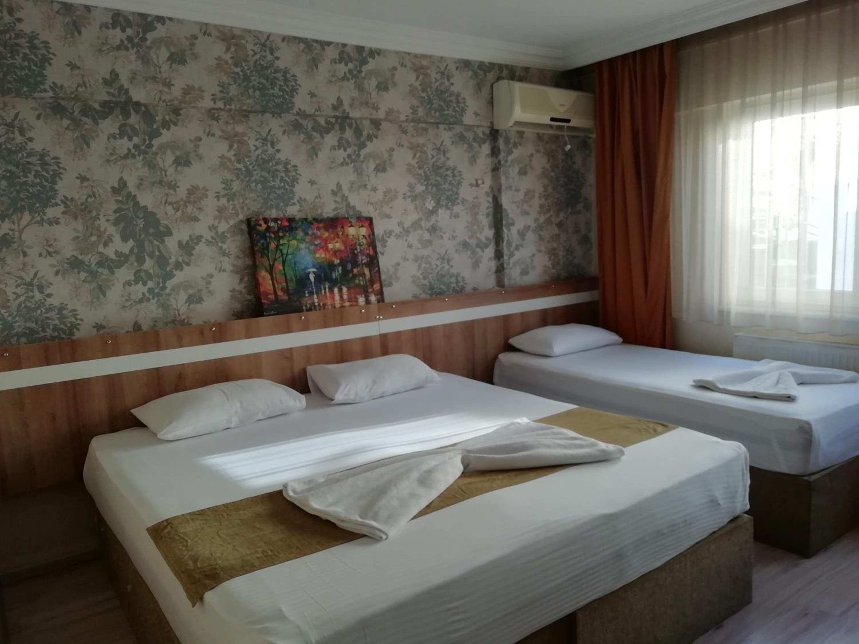 Triple Room - Photo 1