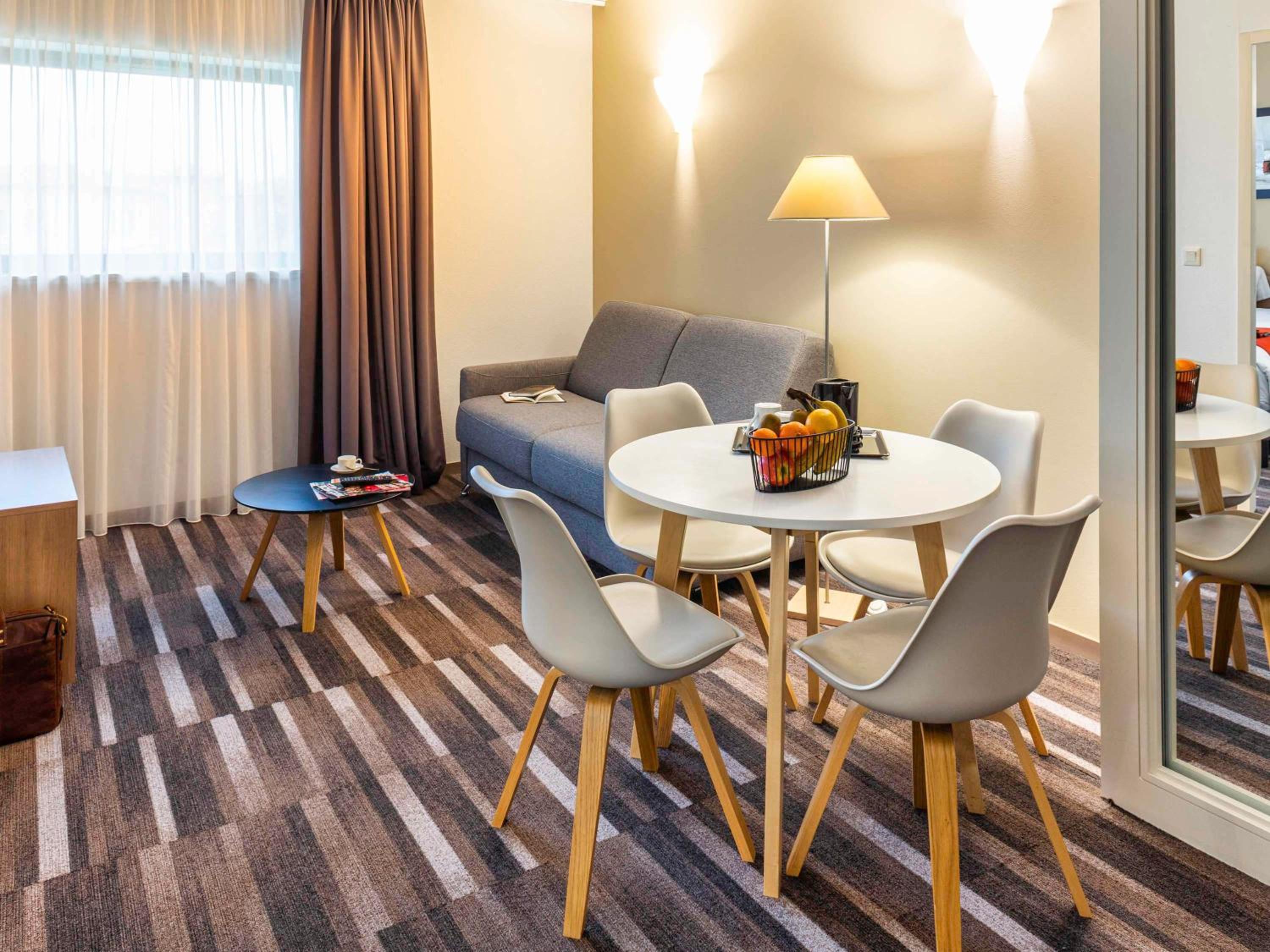 Family Room with Double Bed and Sofa  - Photo 2