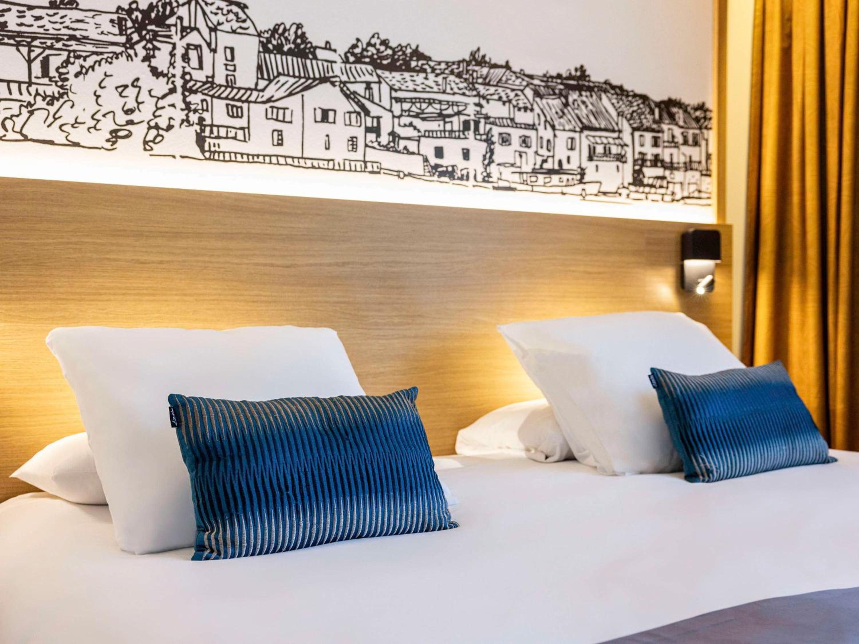 Classic Double Room with Sofa Bed - Photo 5