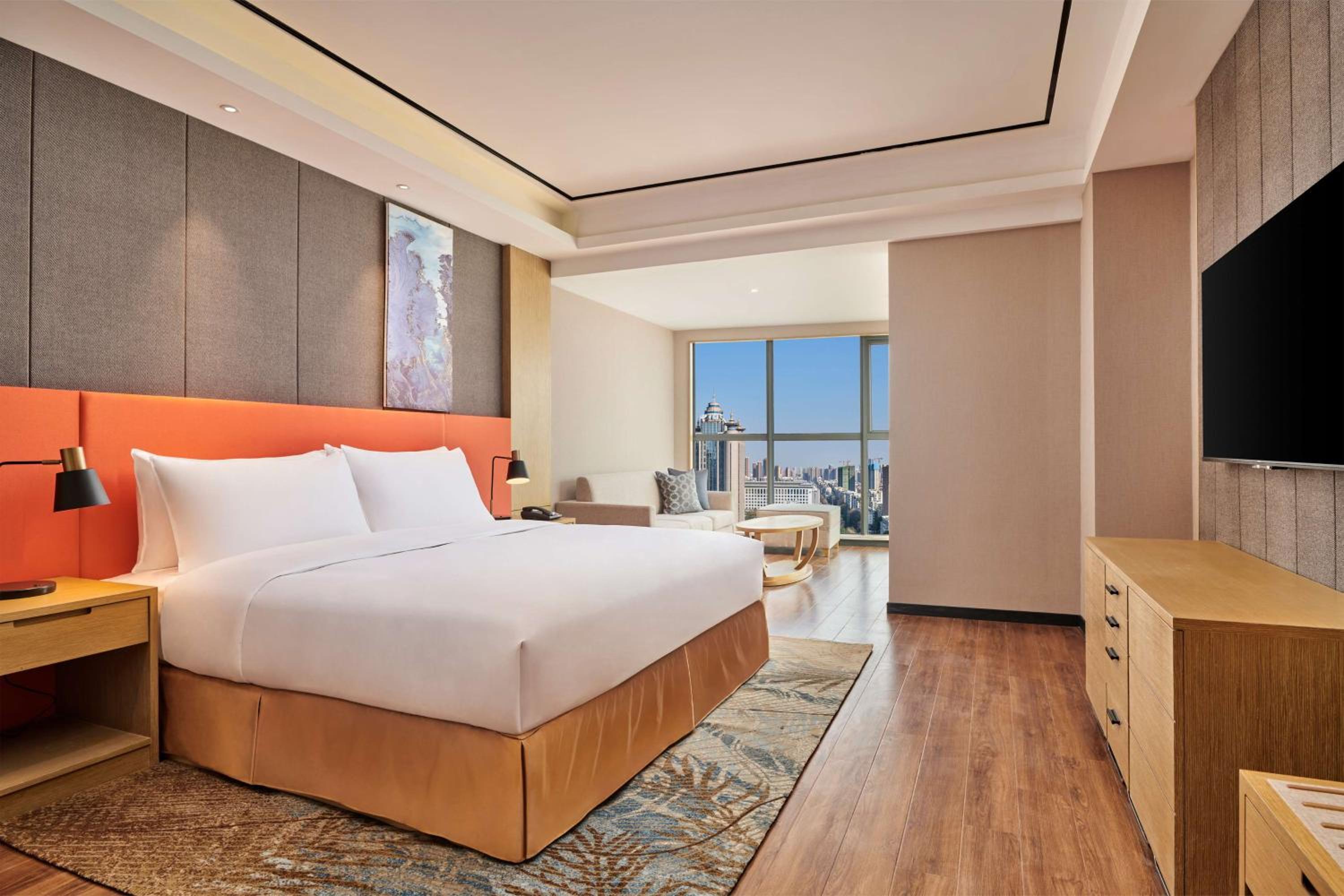Premium King Room