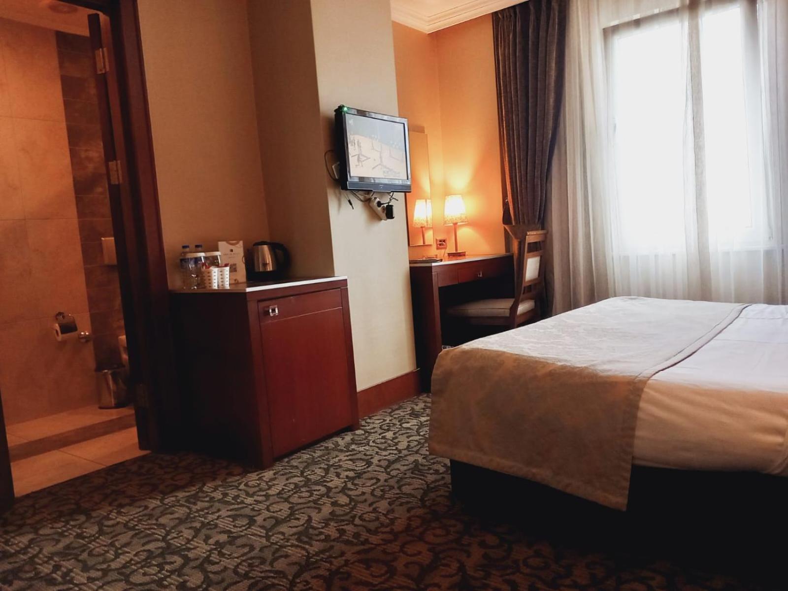 Economy Double Room photo 1