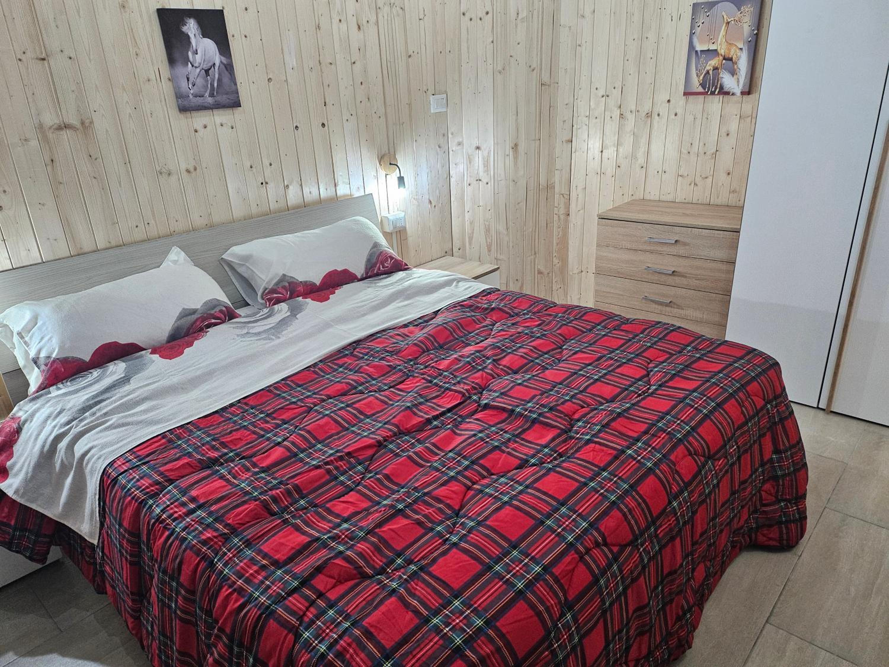 Double Room - Photo 2
