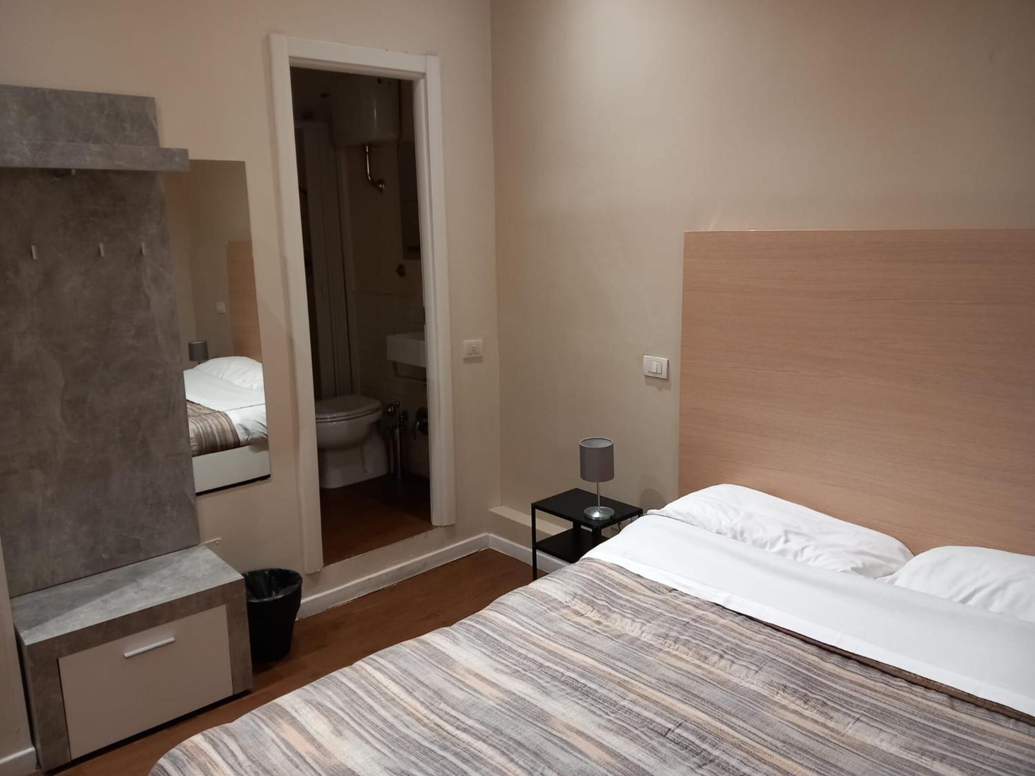 Budget Double Room photo 1