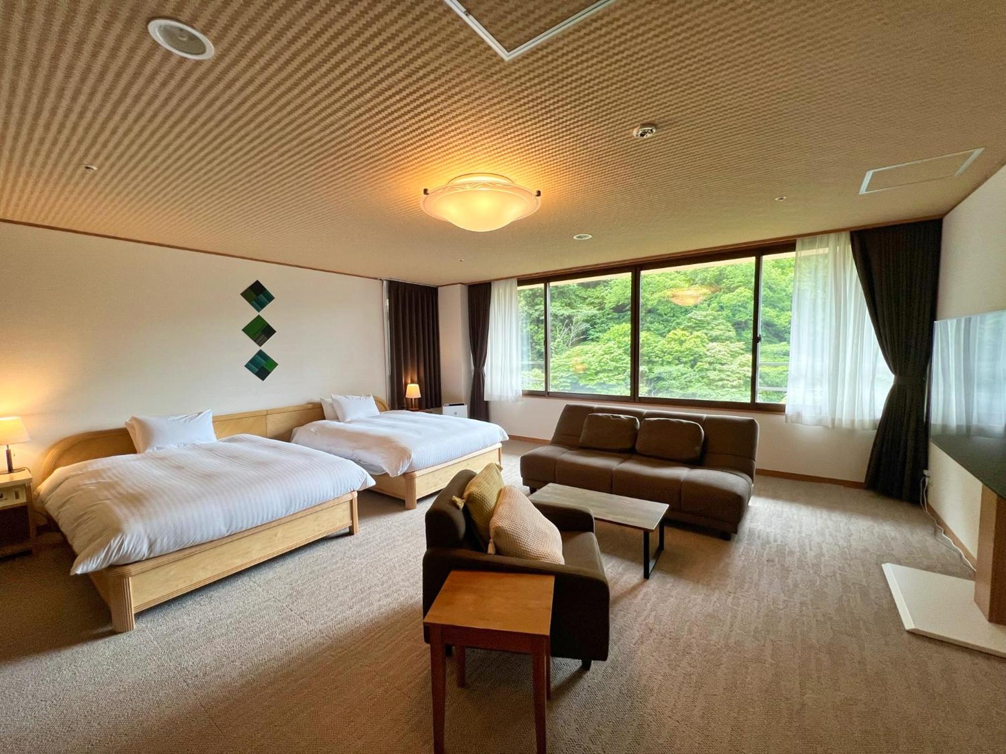 Suite with Mountain View photo 1