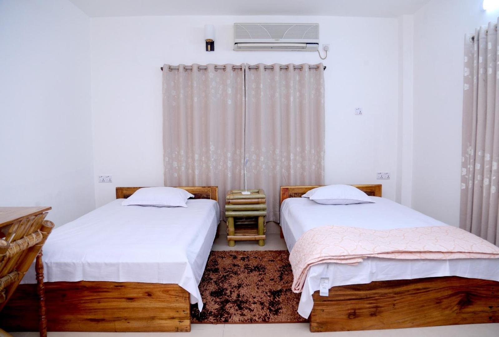 Deluxe Twin Room photo 3