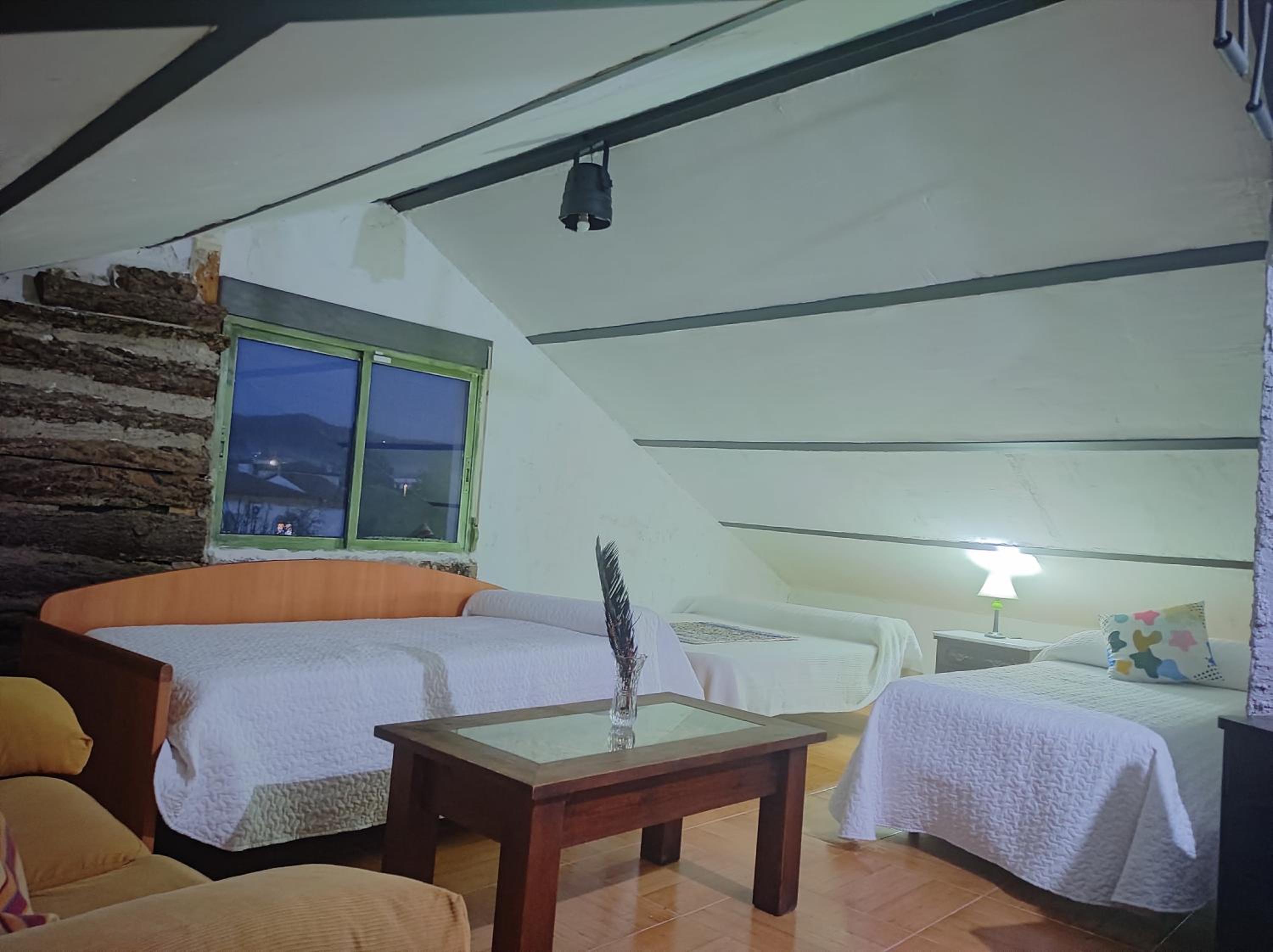 Casa de vacaciones de cuatro habitaciones.