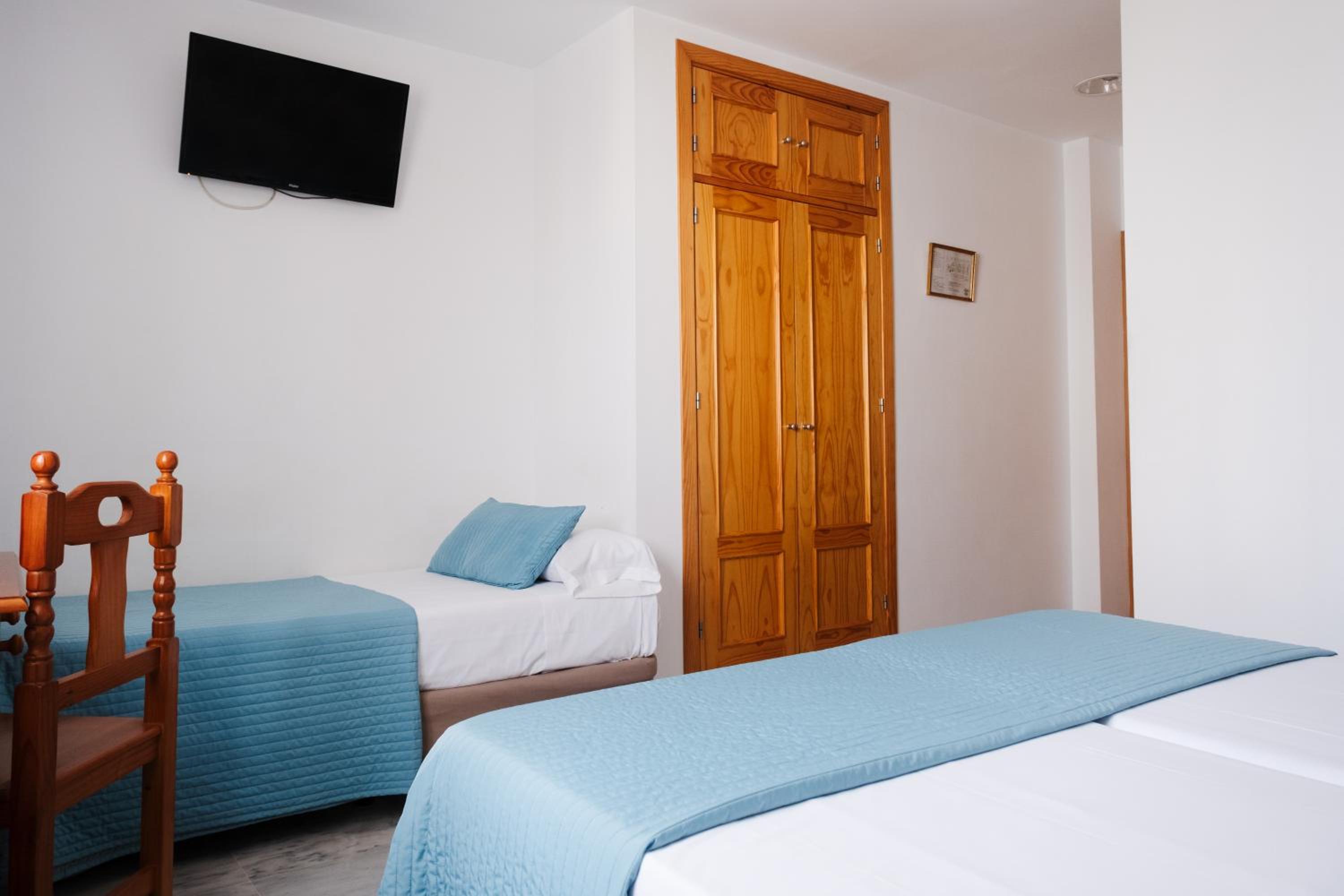 Triple Room photo 2