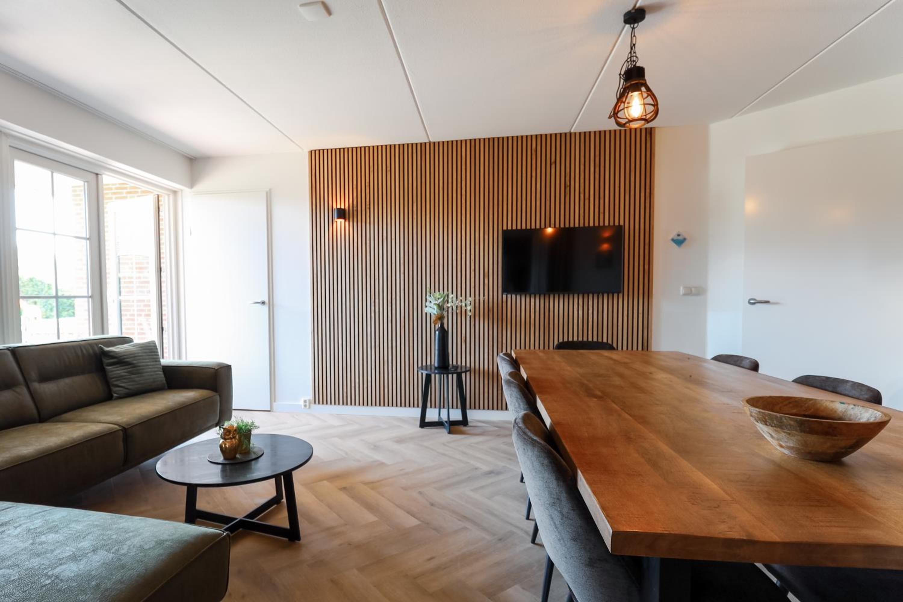 Three-Bedroom House - Photo 2