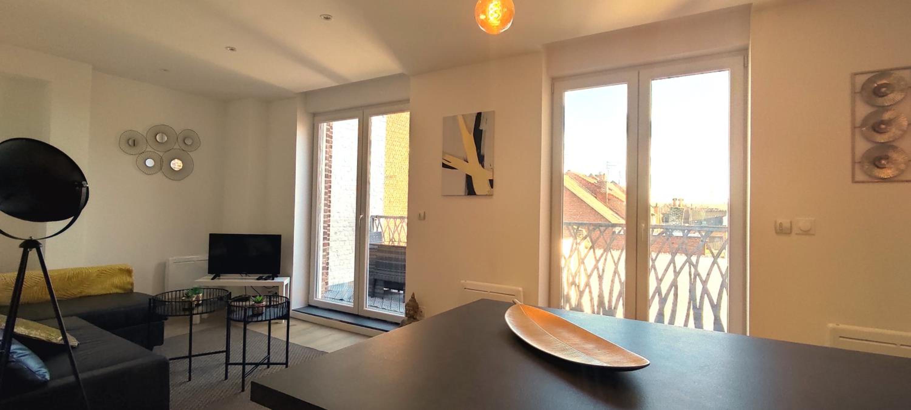 Apartment with Terrace photo 2