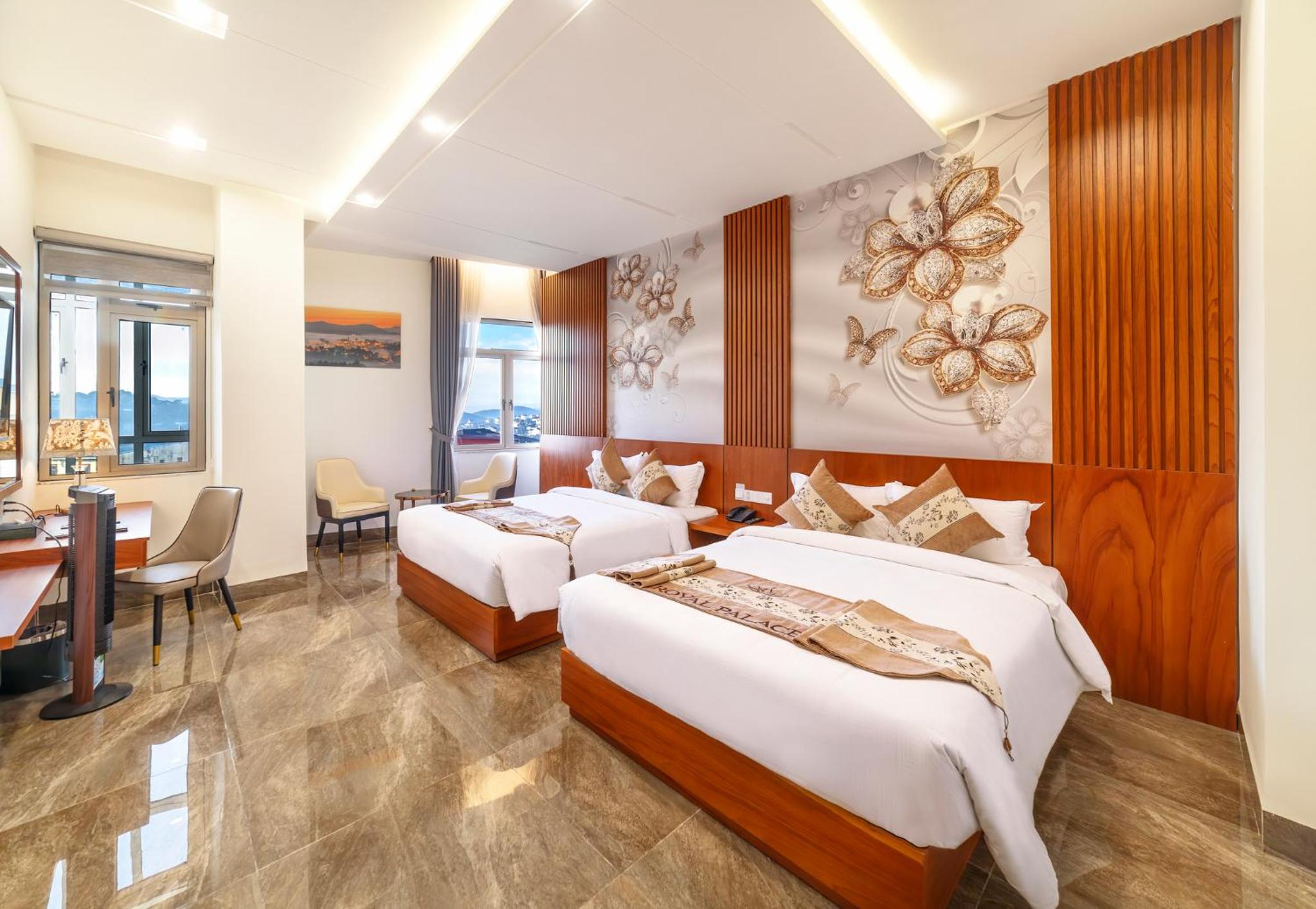 Deluxe Family Room - Photo 1