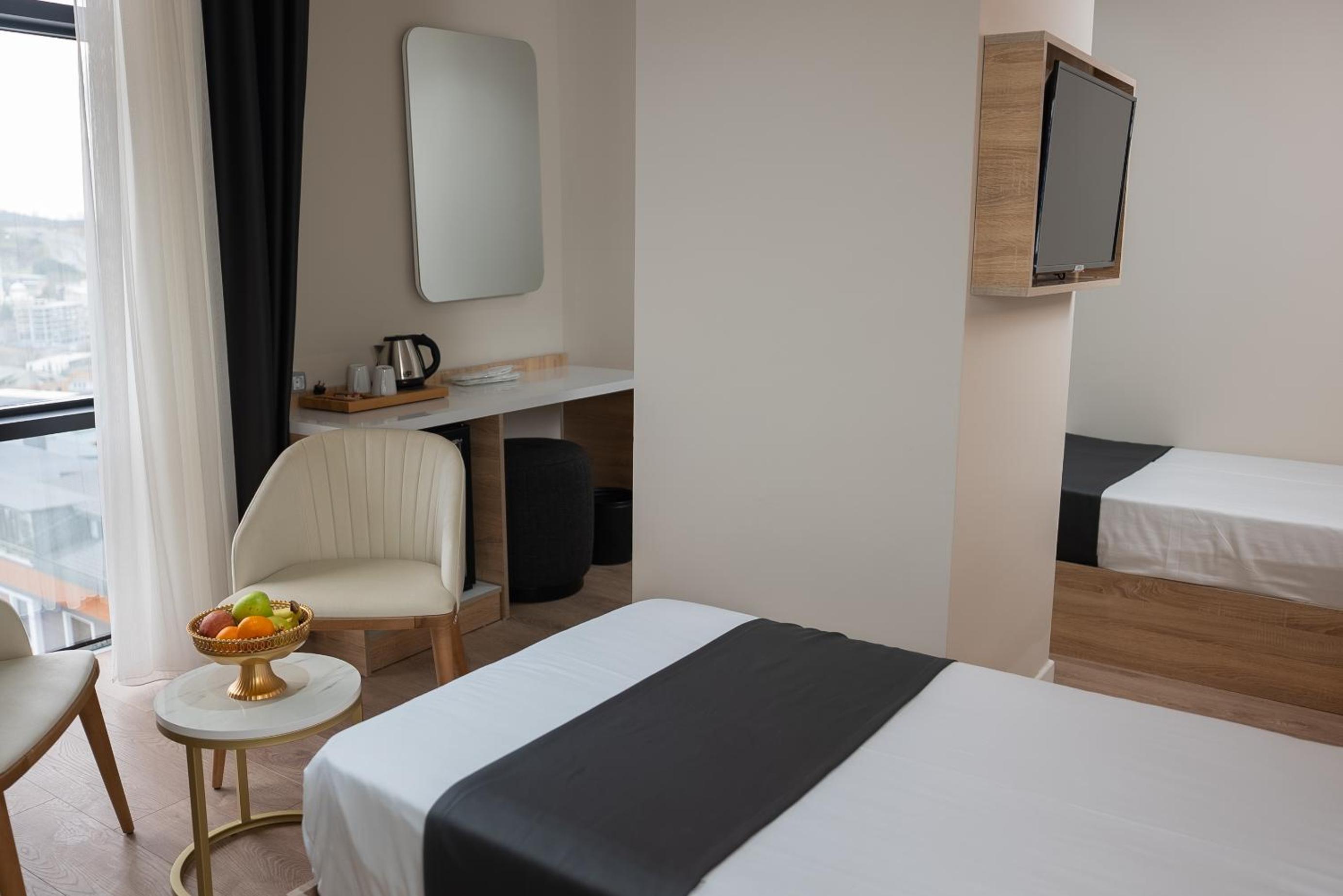 Deluxe Twin Room - Photo 5