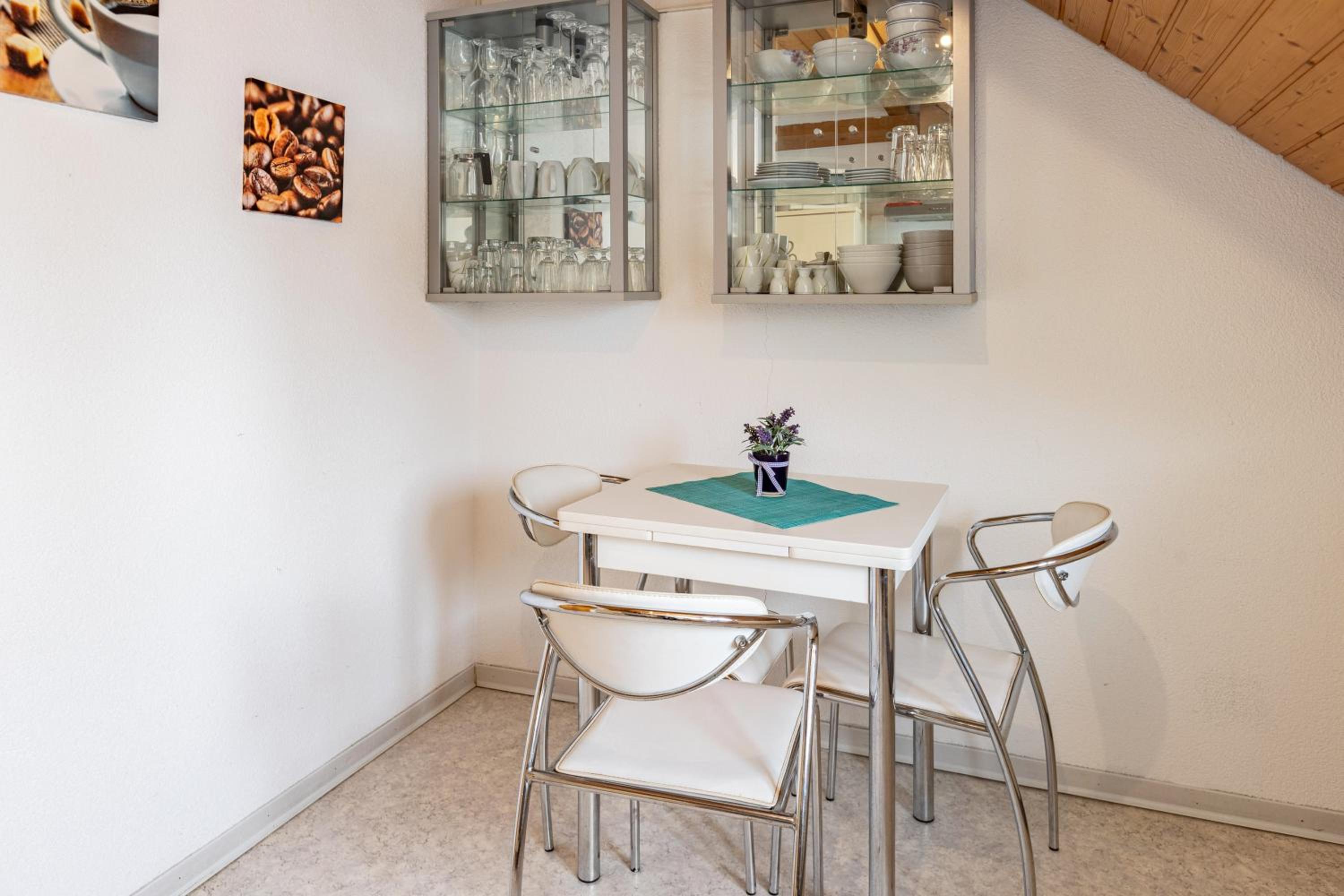 Two-Bedroom Deluxe Apartment with Balcony photo 3