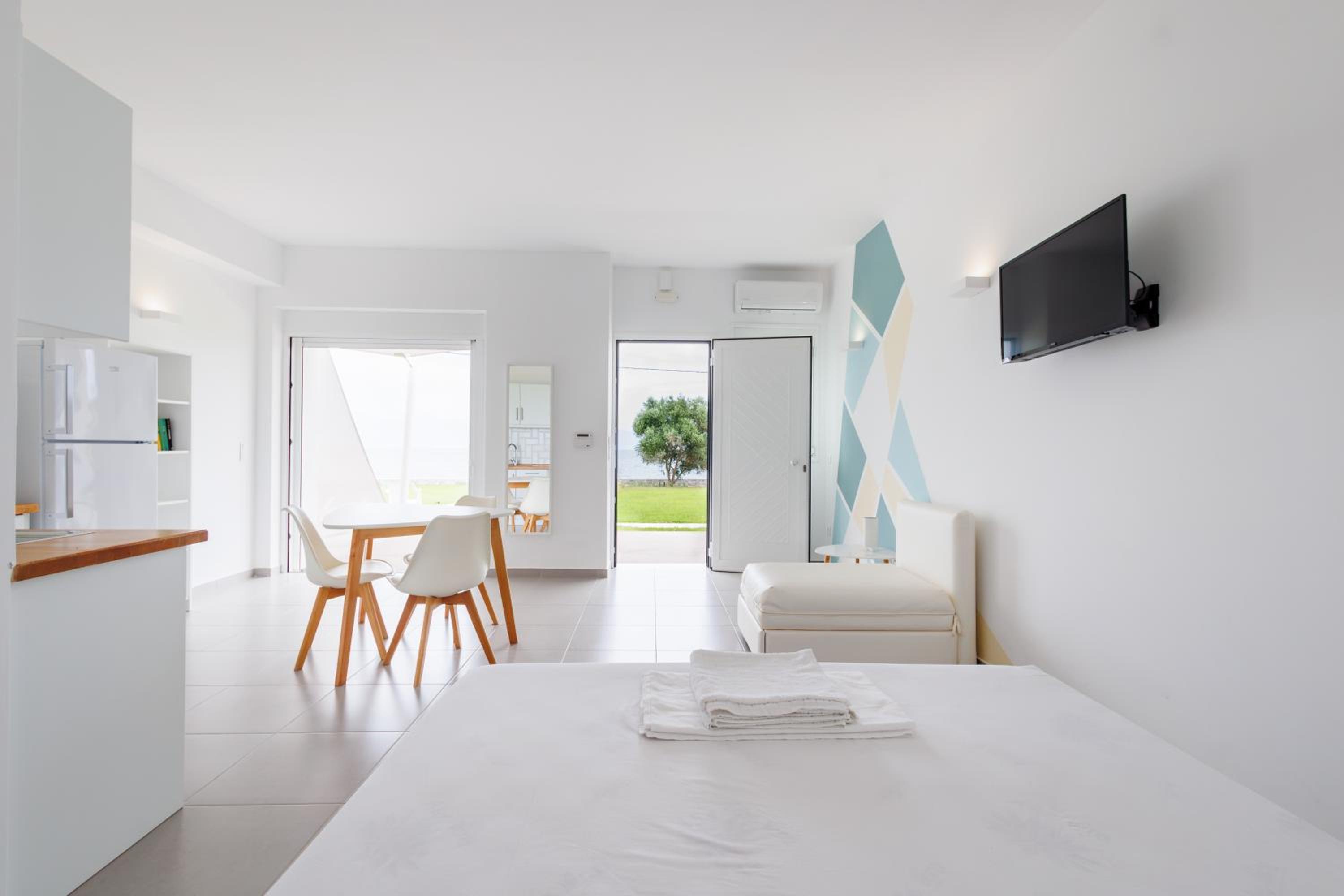 Apartment with Sea View - Photo 1