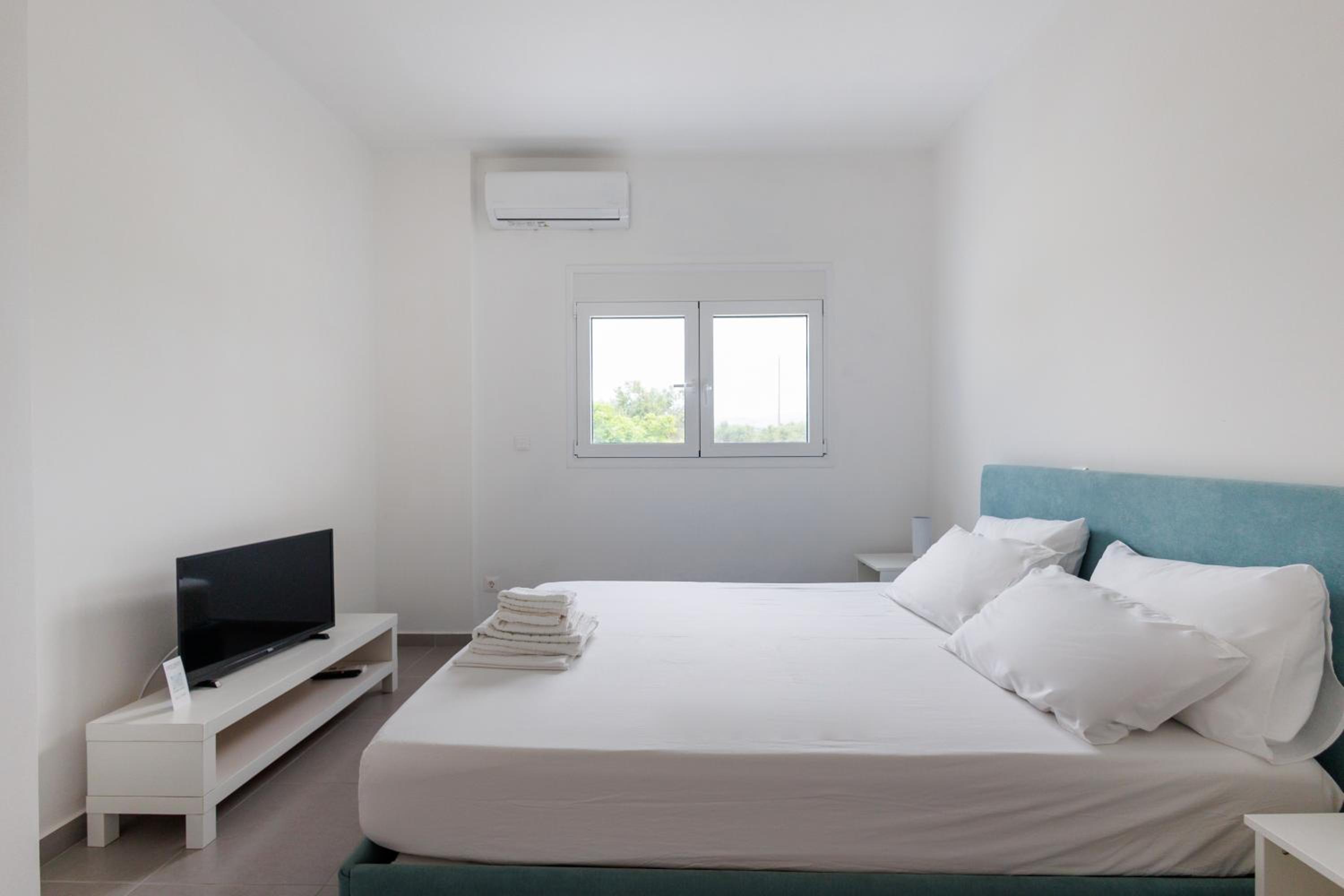 Apartment with Sea View photo 2