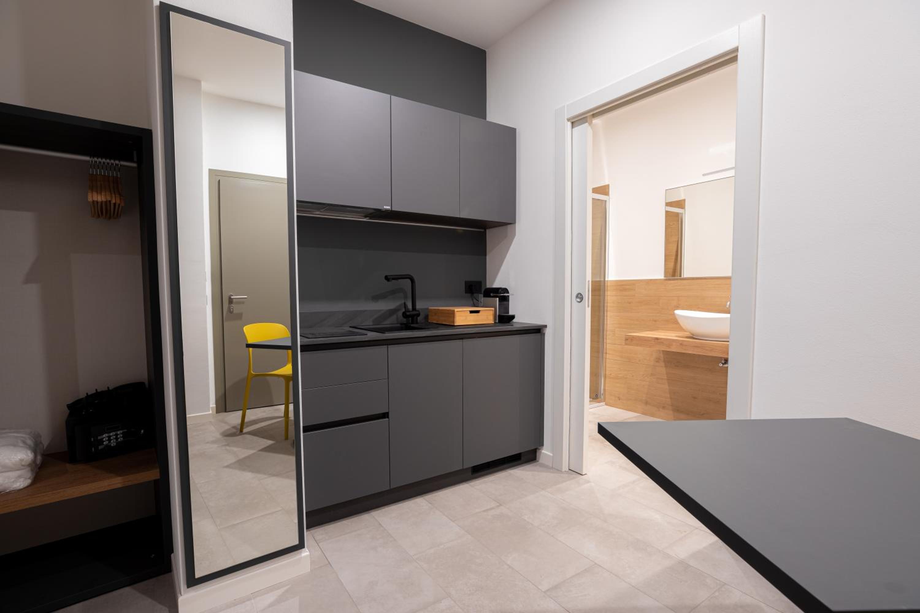 Superior Double or Twin Room - Photo 3