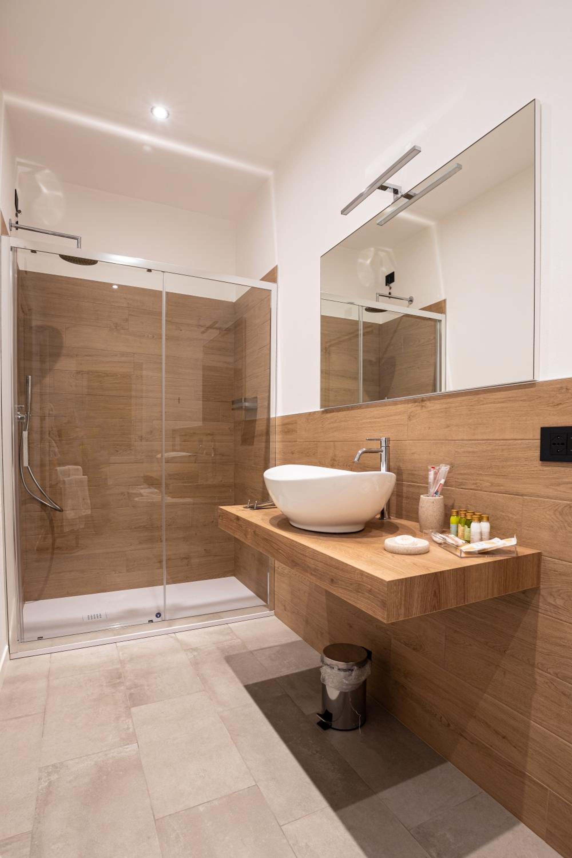 Superior Double or Twin Room - Photo 4