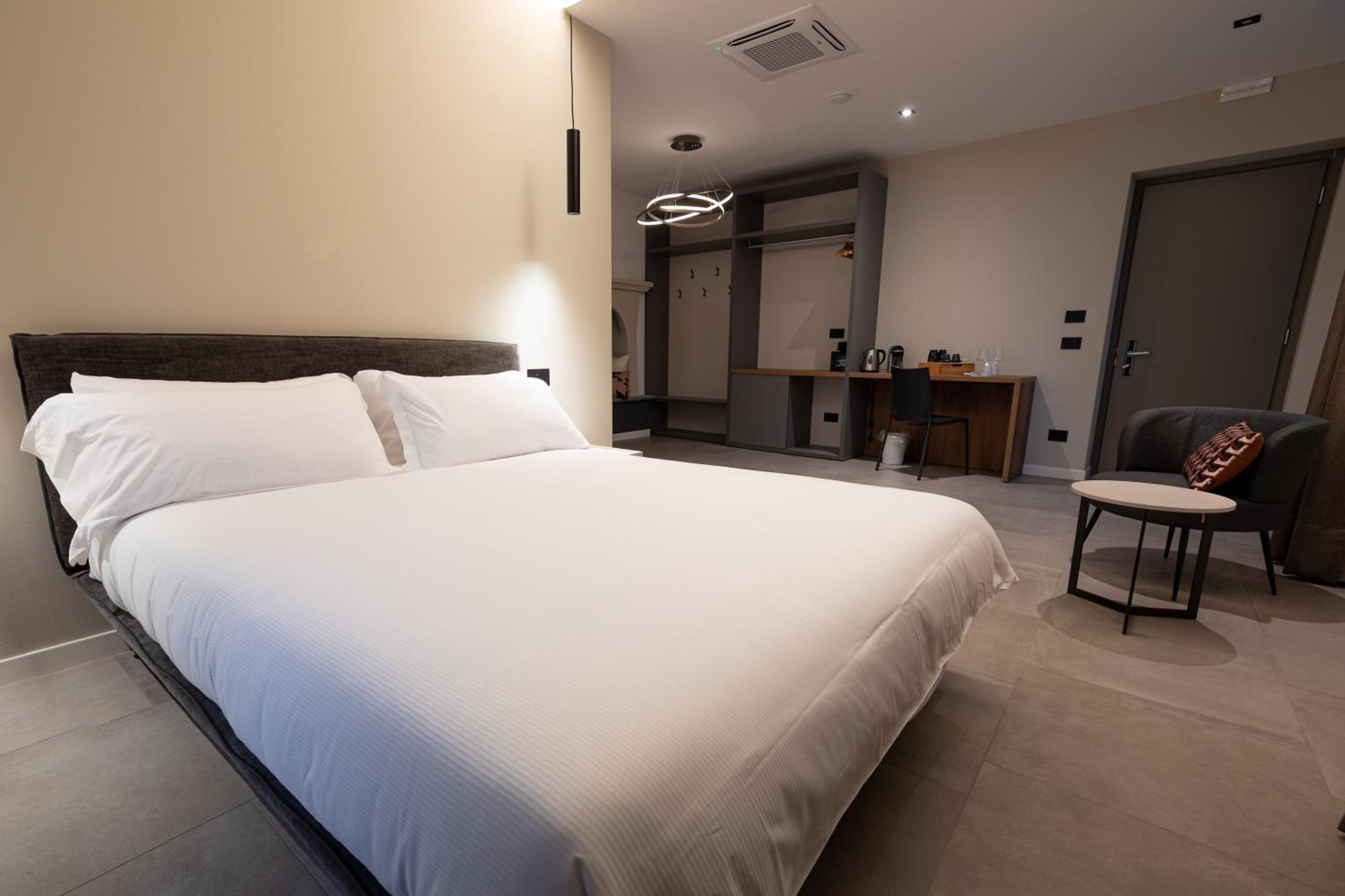 Deluxe Room photo 2