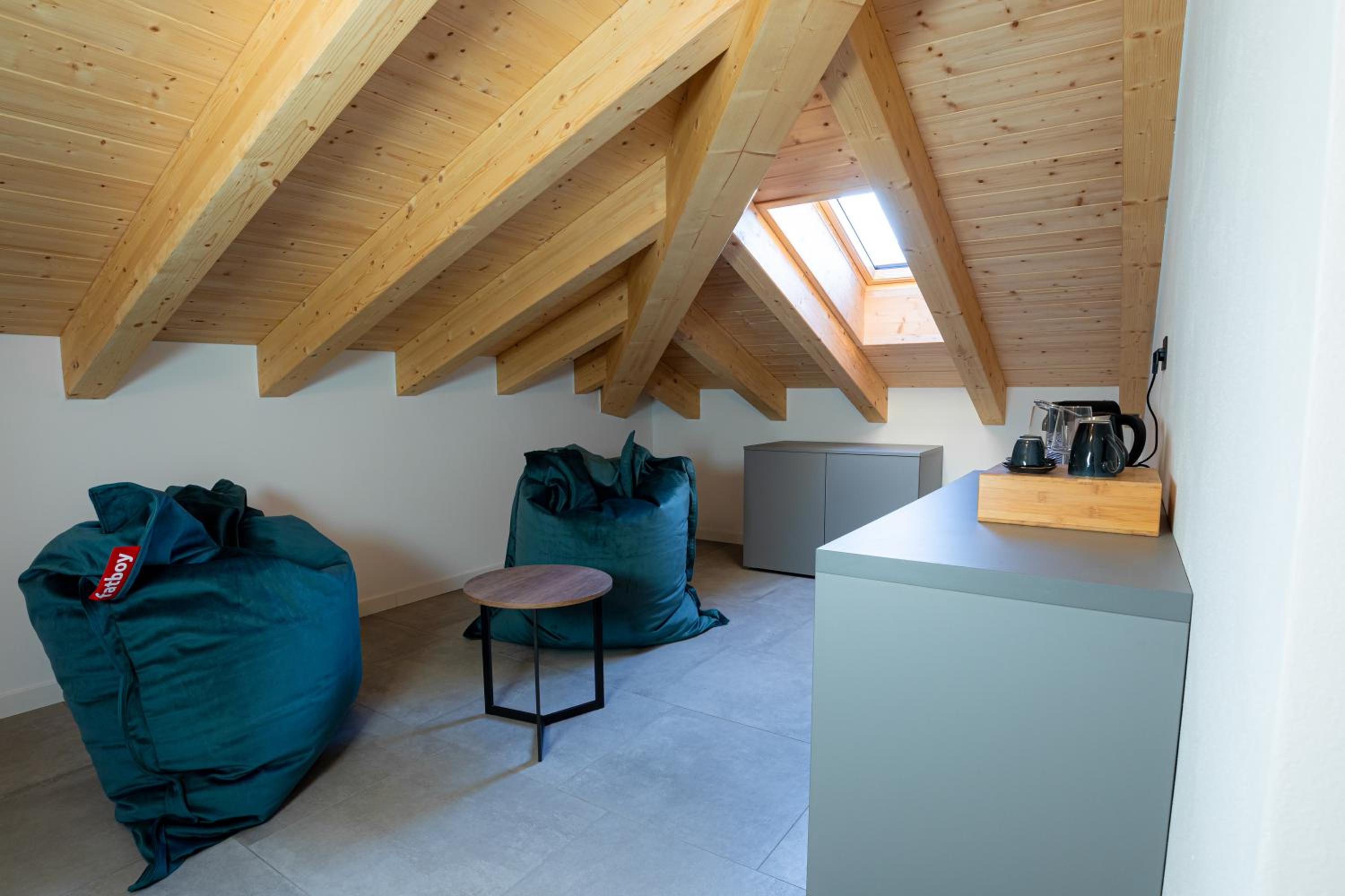 Deluxe Room - Photo 3