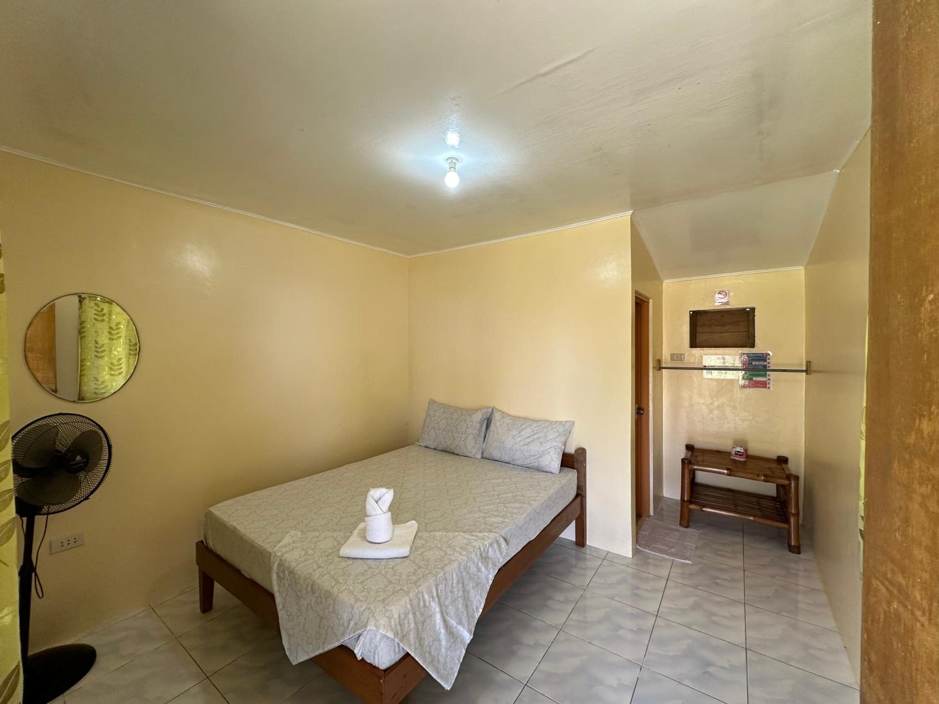 Standard Double Room - Photo 6