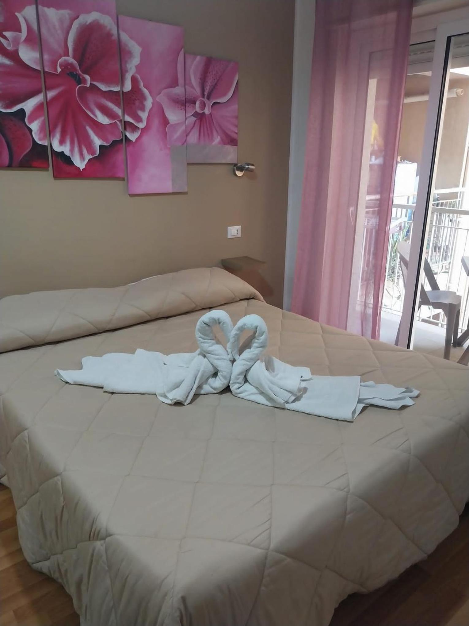 Triple Room with Balcony photo 3