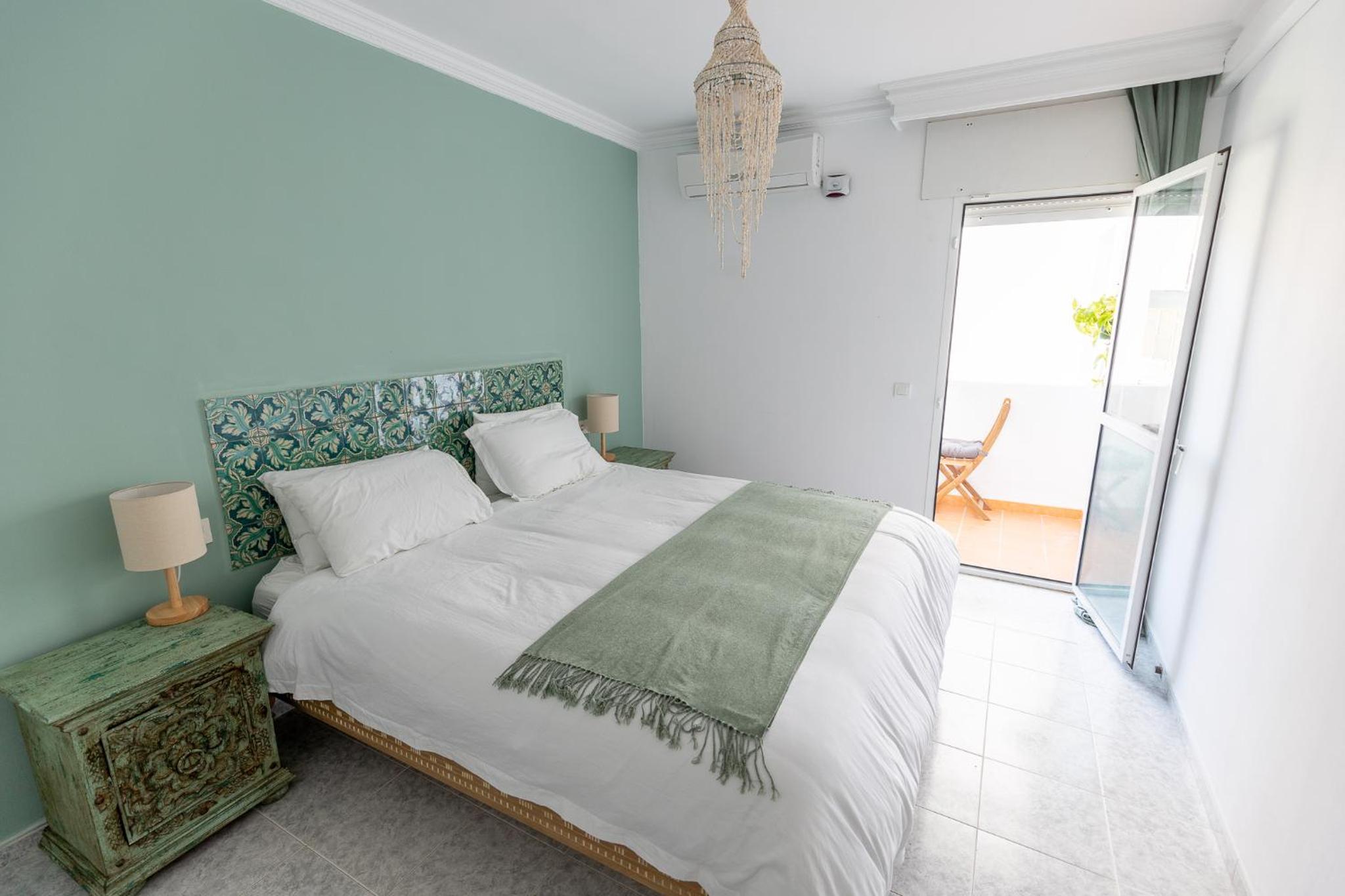Apartamento con Balcón