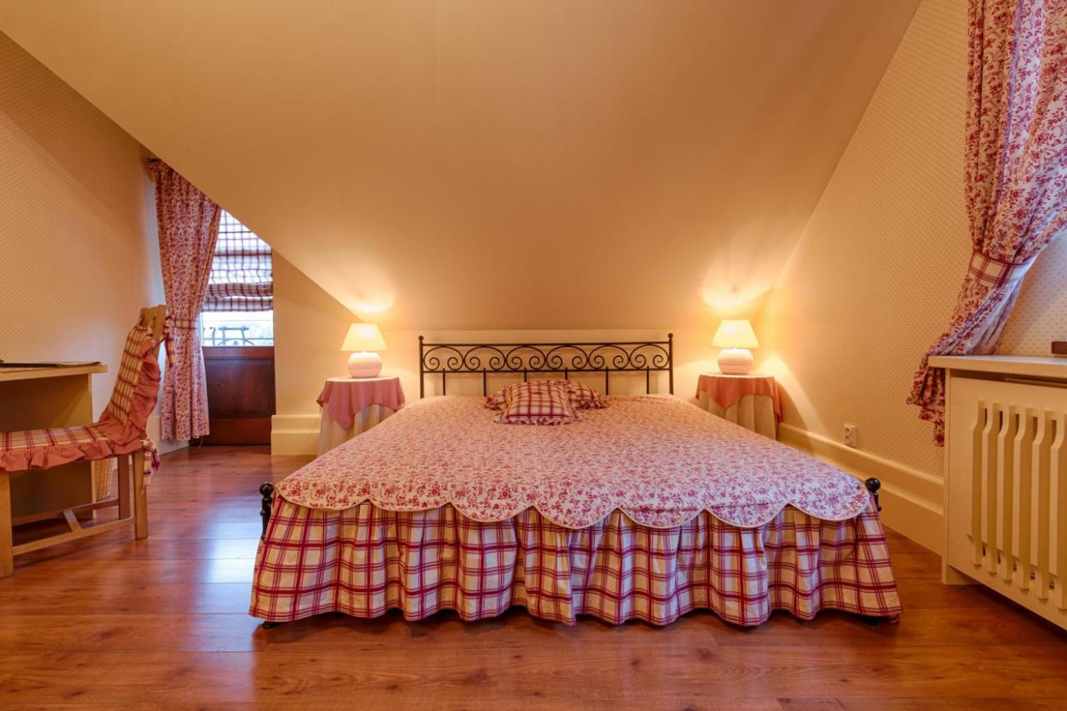 Double Room with Private Bathroom photo 1
