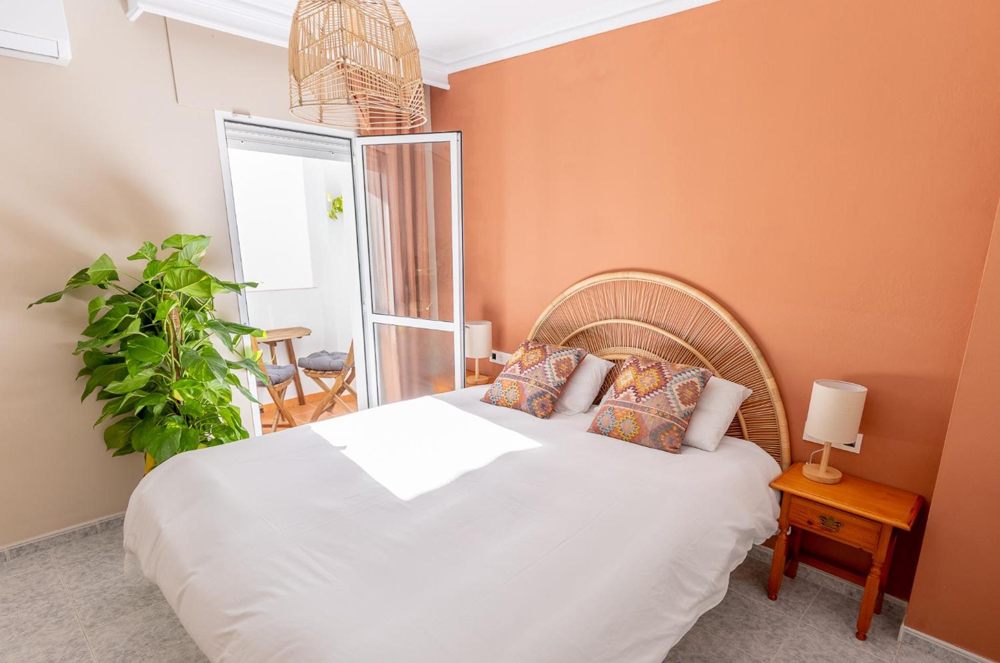 Apartamento con Balcón