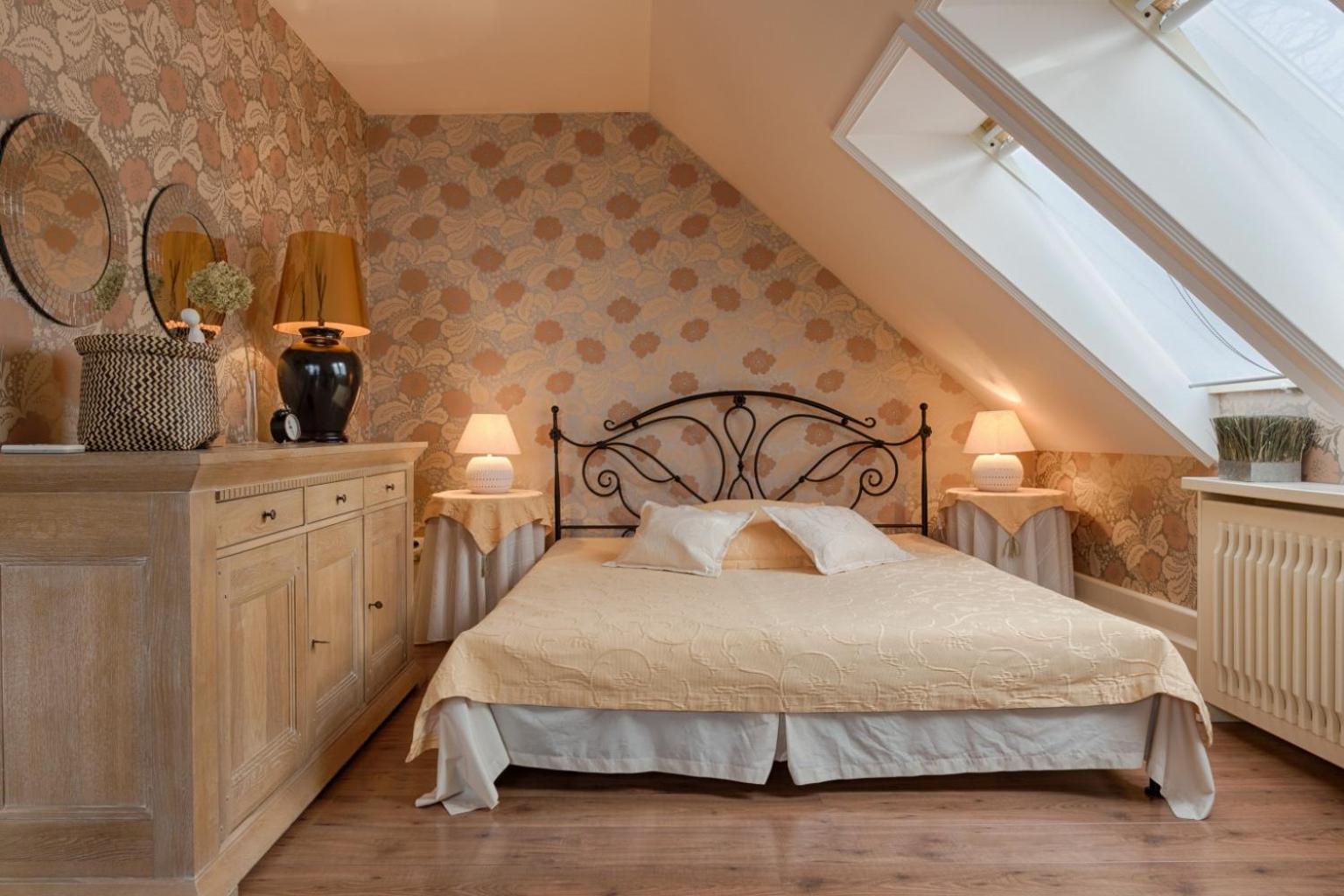 Double Room with Private Bathroom photo 2