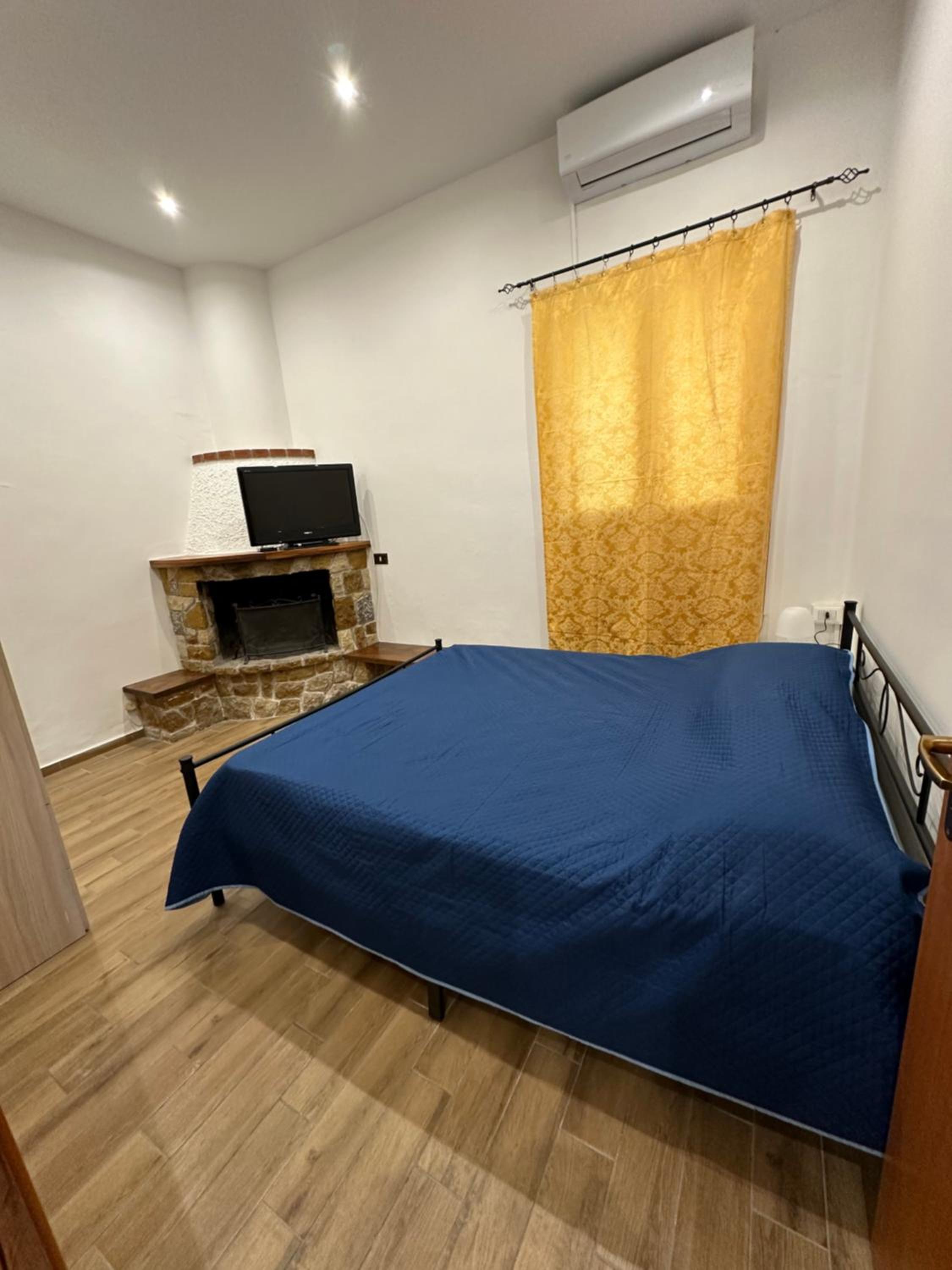 Villa with Garden View - Photo 23