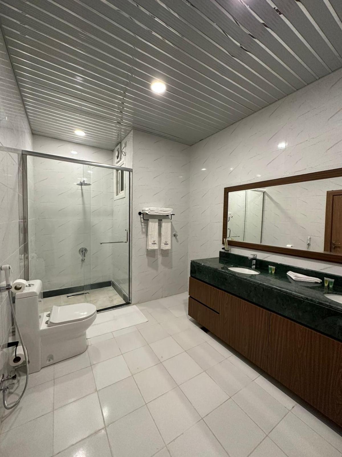 One-Bedroom Suite photo 3