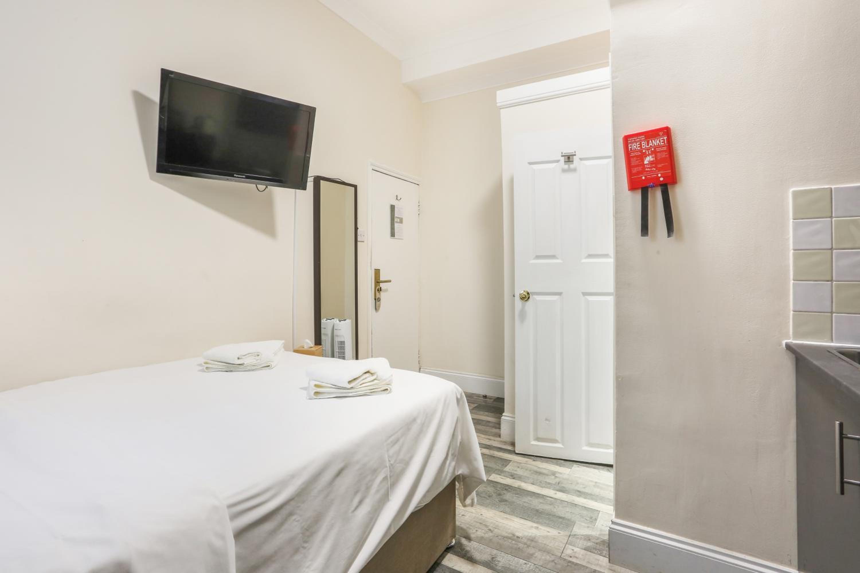 Double Studio Apartment photo 1