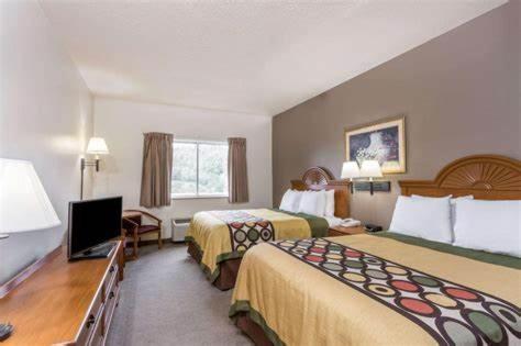 Quadruple Room with Two Queen Beds  - Hearing Accessible- Non Smoking  photo 3