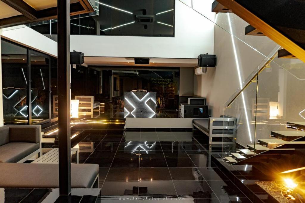 Junior Suite With Private Pool