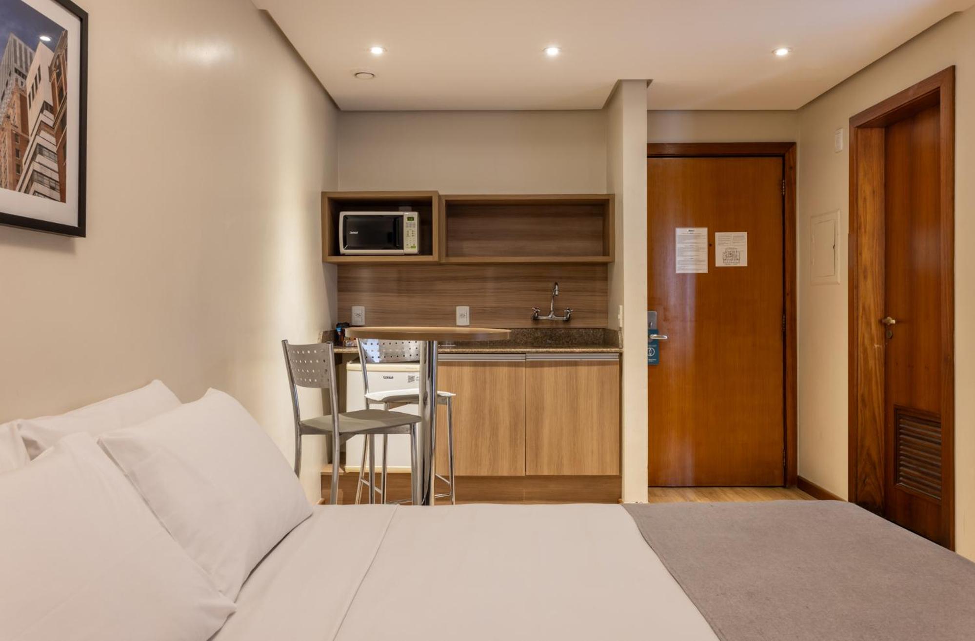 Deluxe Double Room with Two Double Beds photo 3