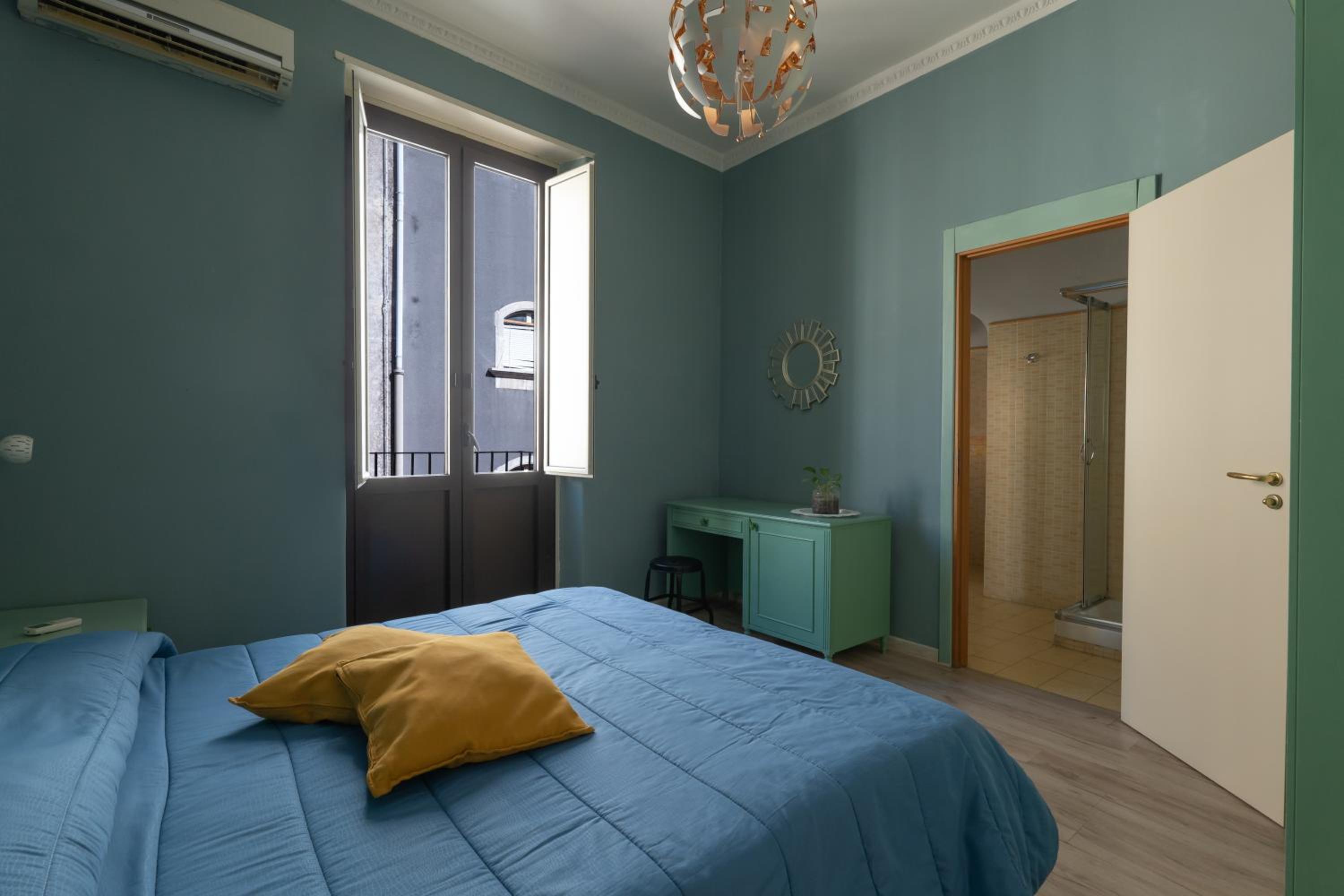 Double or Twin Room with Private Bathroom