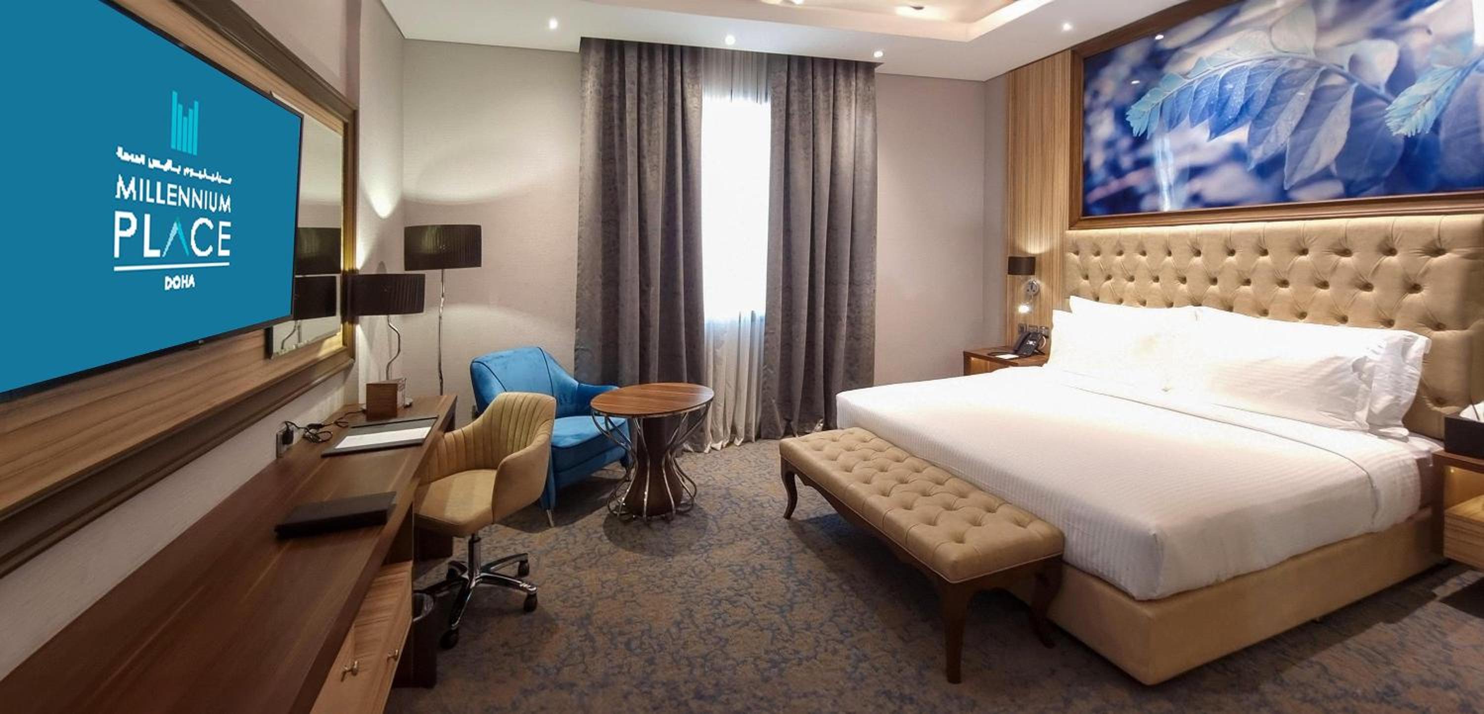 Deluxe King Room - Photo 3