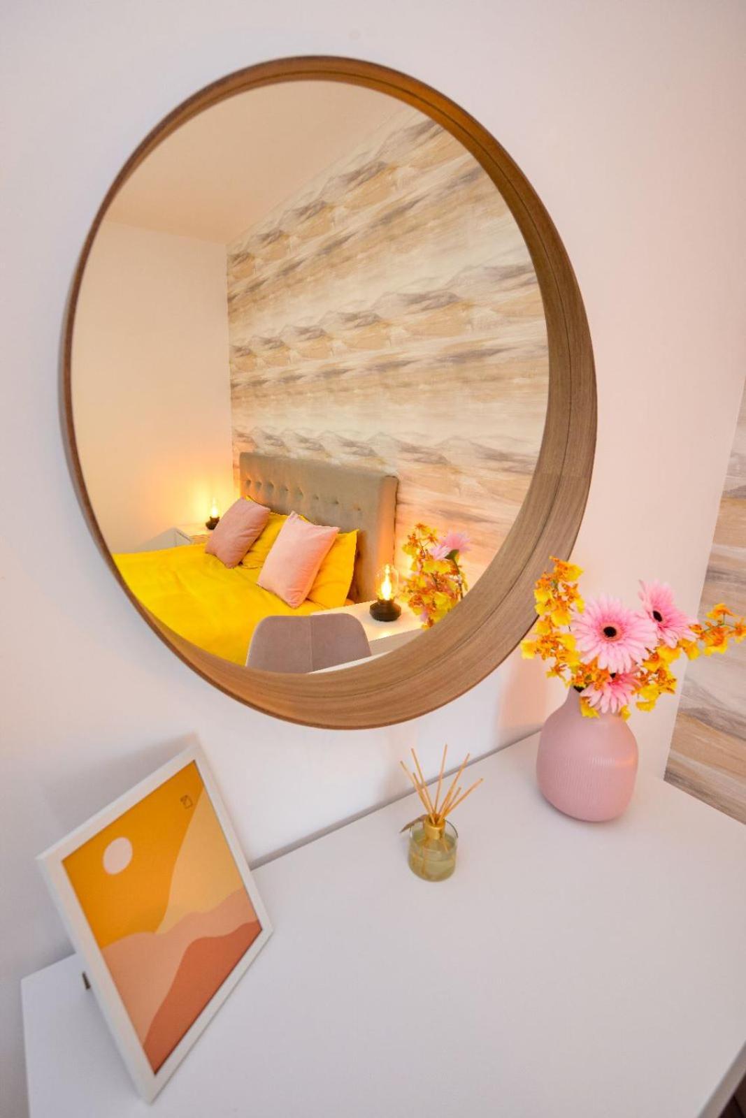 One-Bedroom Apartment - Photo 70