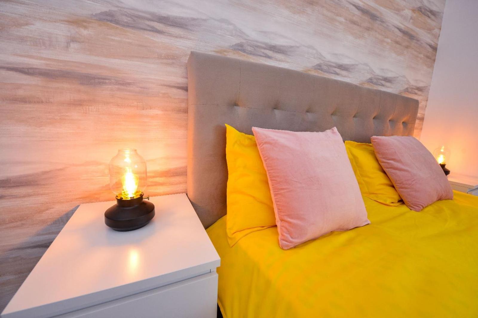 One-Bedroom Apartment - Photo 20