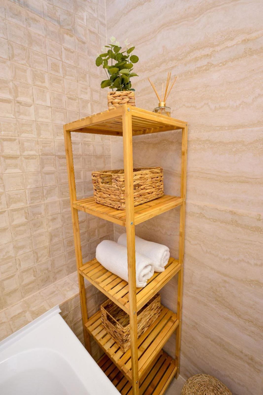 One-Bedroom Apartment - Photo 43